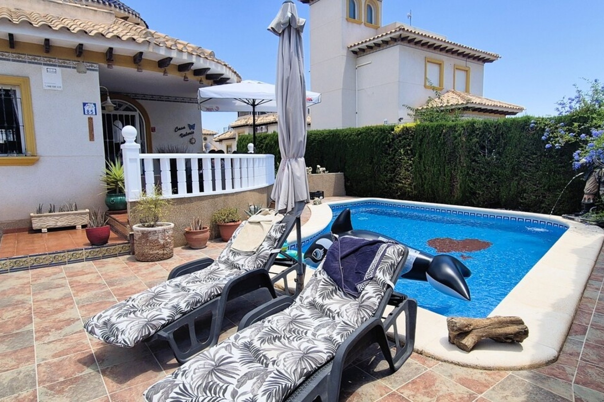 Venta - Chalet Independiente -
Villamartín