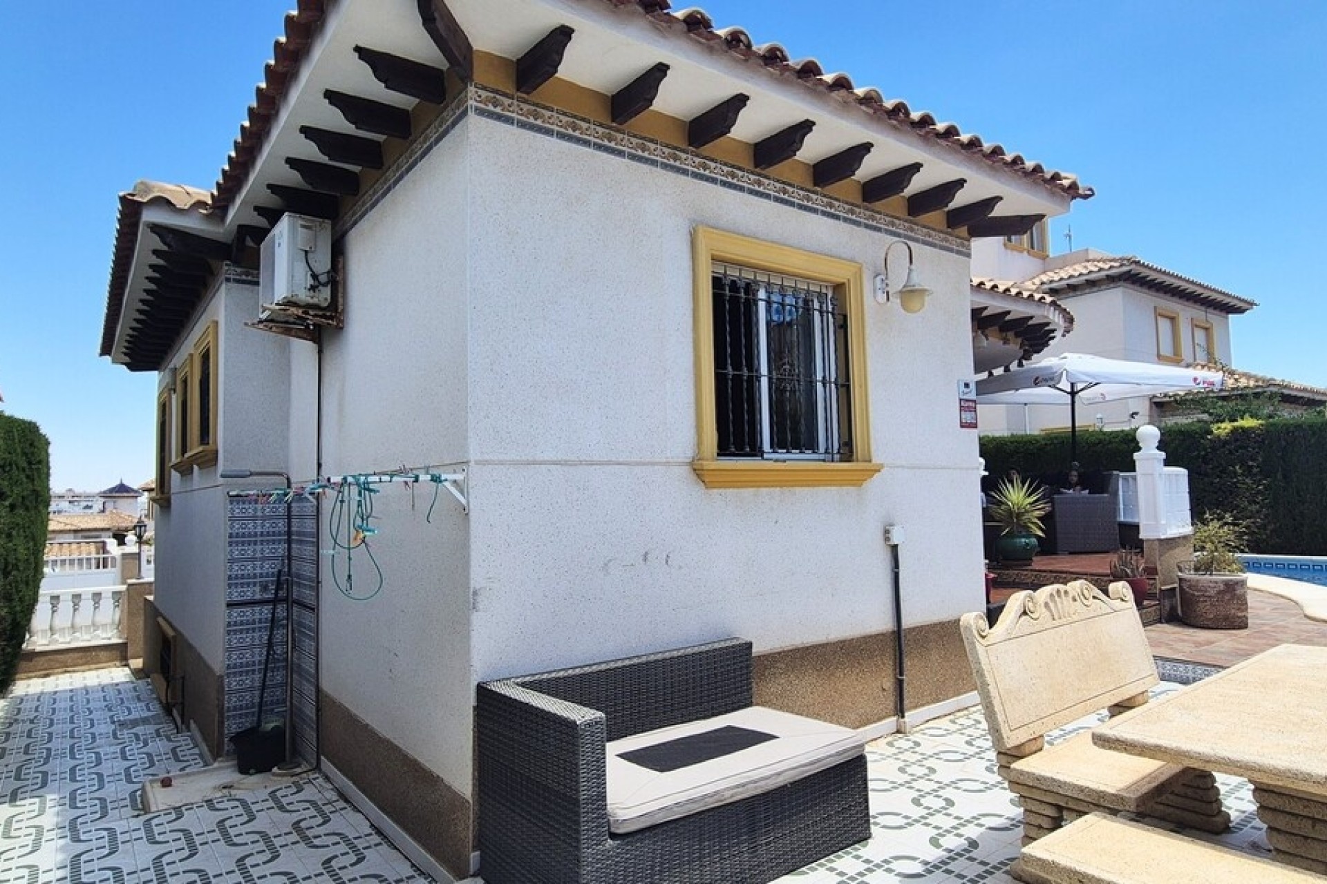 Venta - Chalet Independiente -
Villamartín