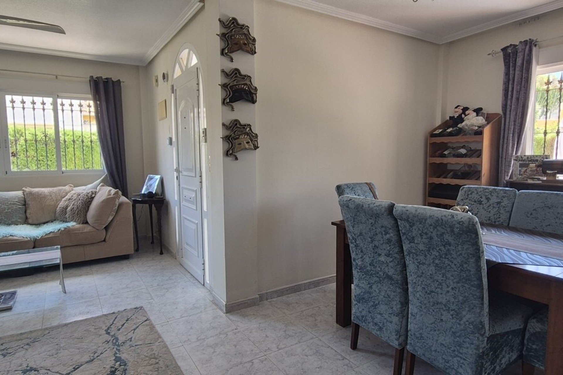 Venta - Chalet Independiente -
Villamartín