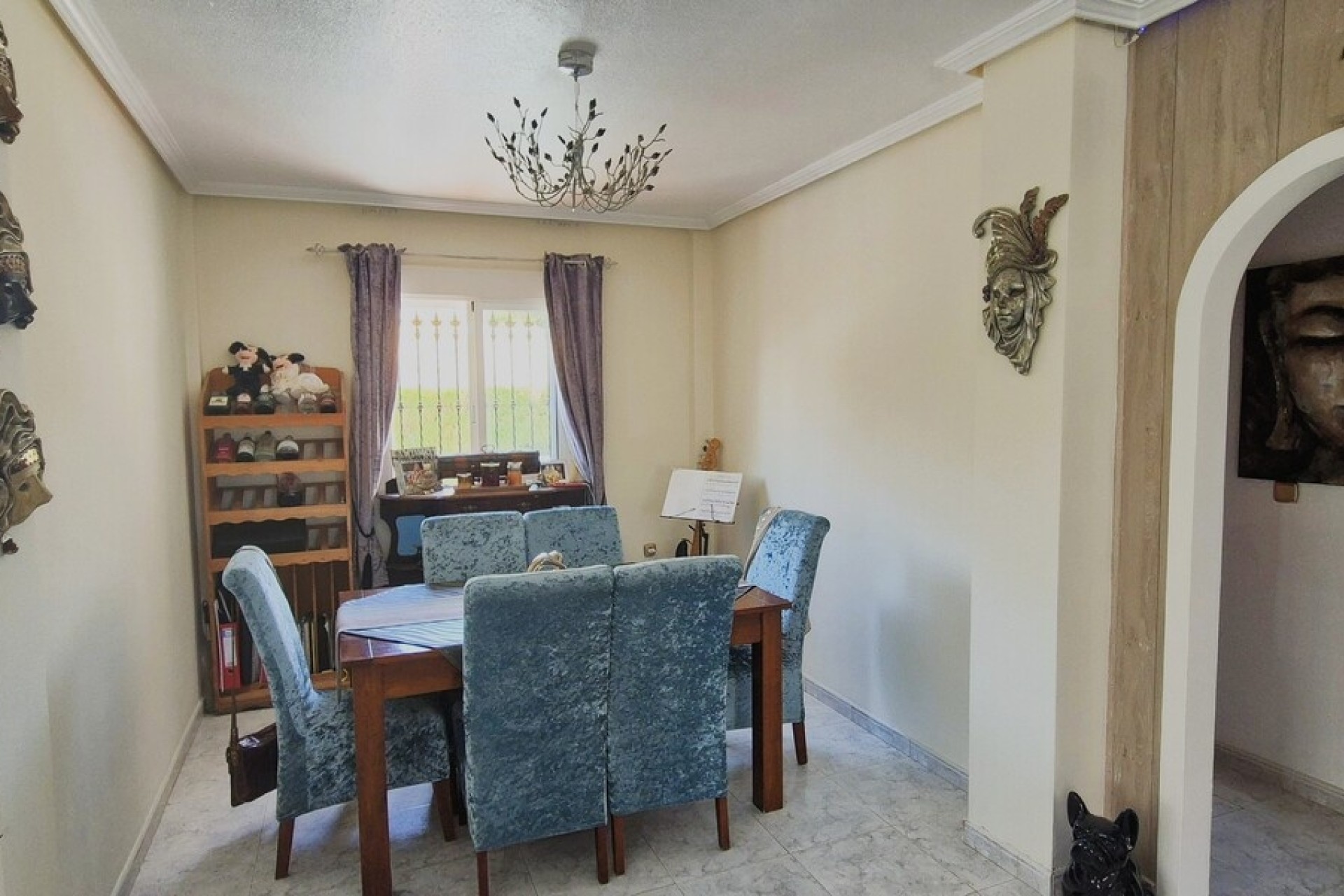 Venta - Chalet Independiente -
Villamartín