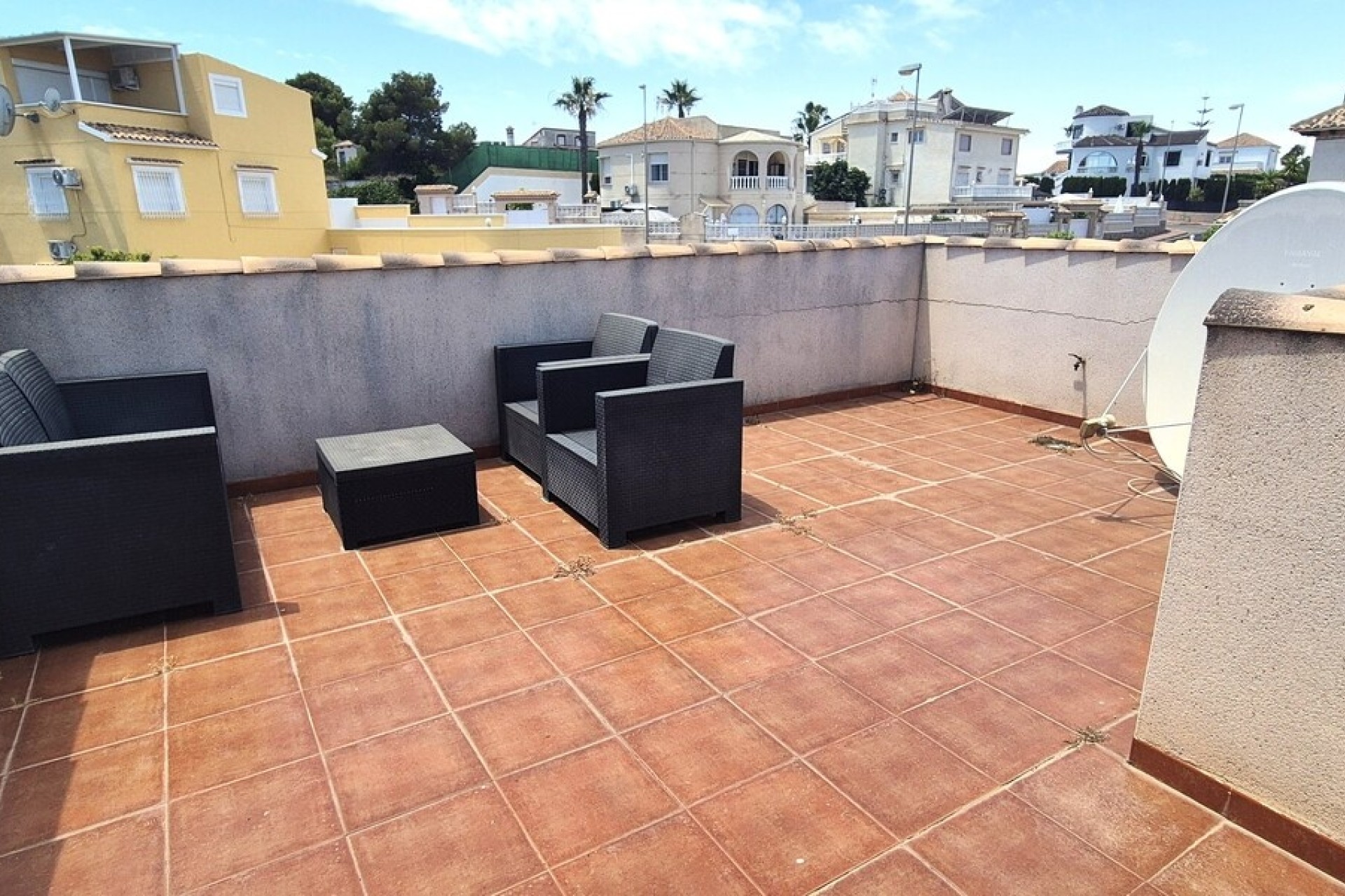 Venta - Chalet Independiente -
Villamartín