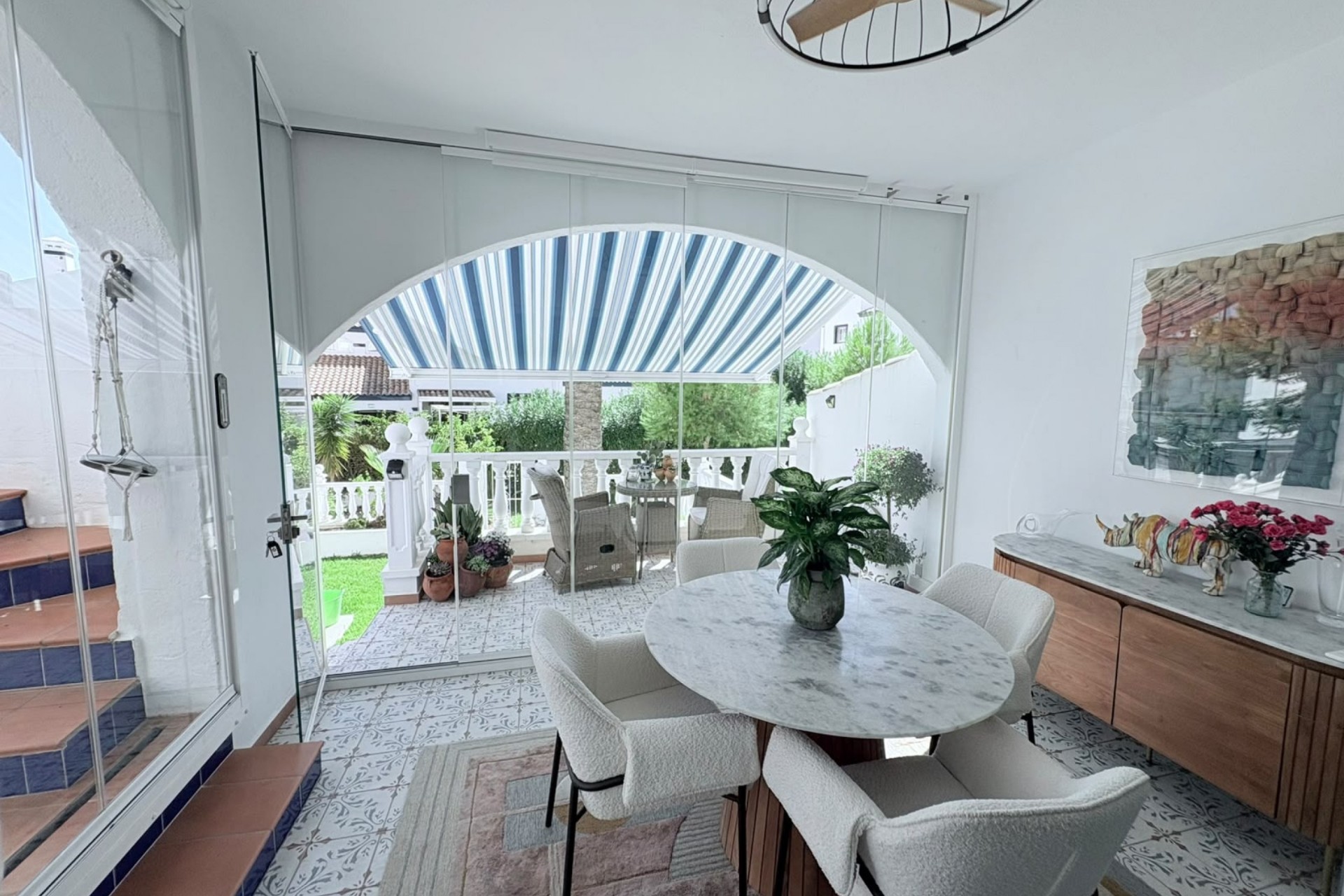 Venta - Chalet Independiente -
Villamartín