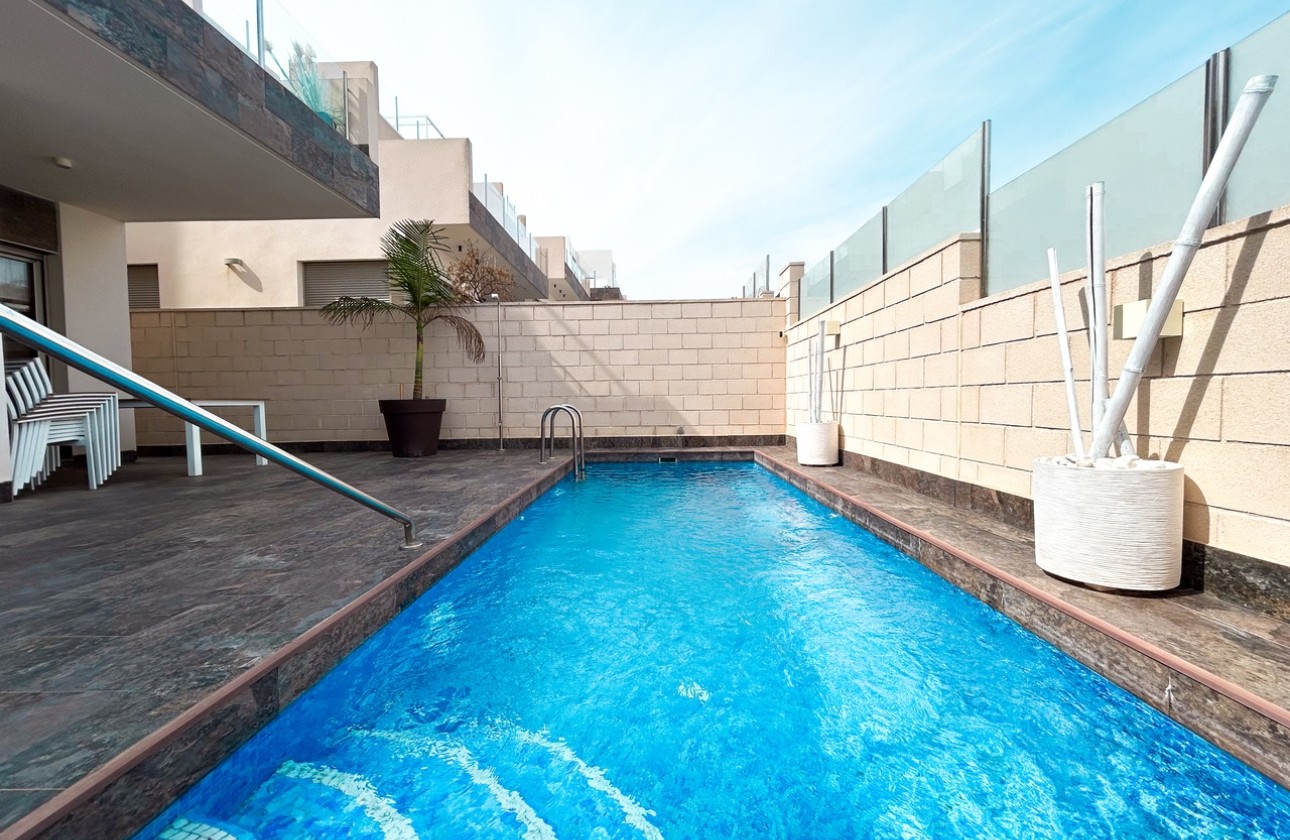Venta - Chalet Independiente -
Villamartín