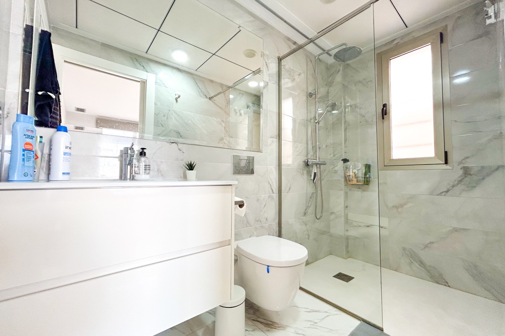 Venta - Chalet Independiente -
Villamartín