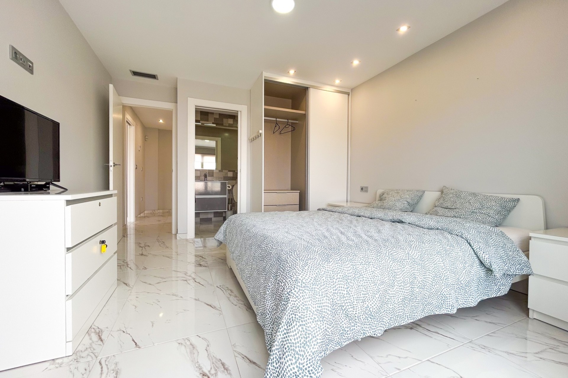 Venta - Chalet Independiente -
Villamartín