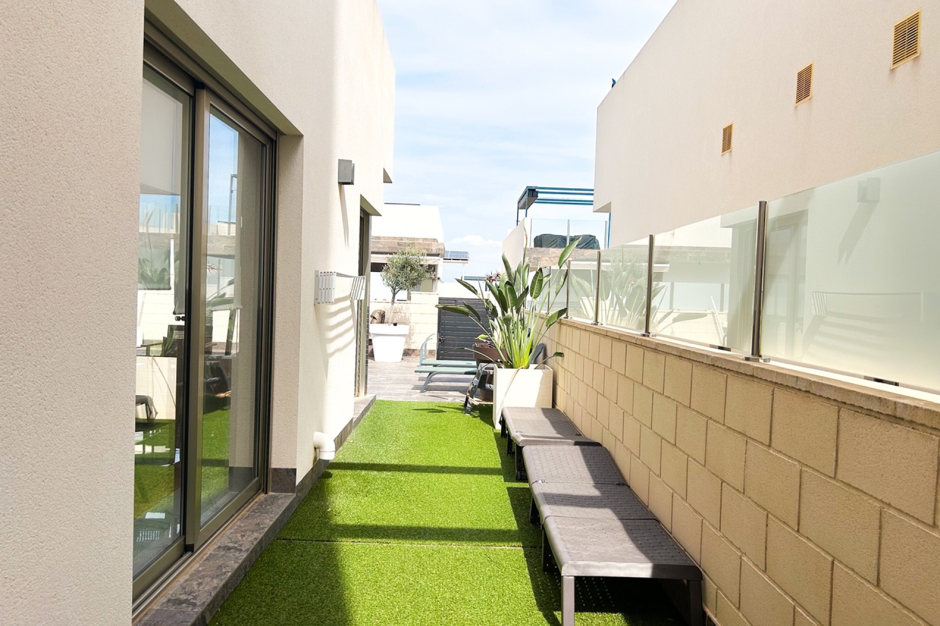 Venta - Chalet Independiente -
Villamartín