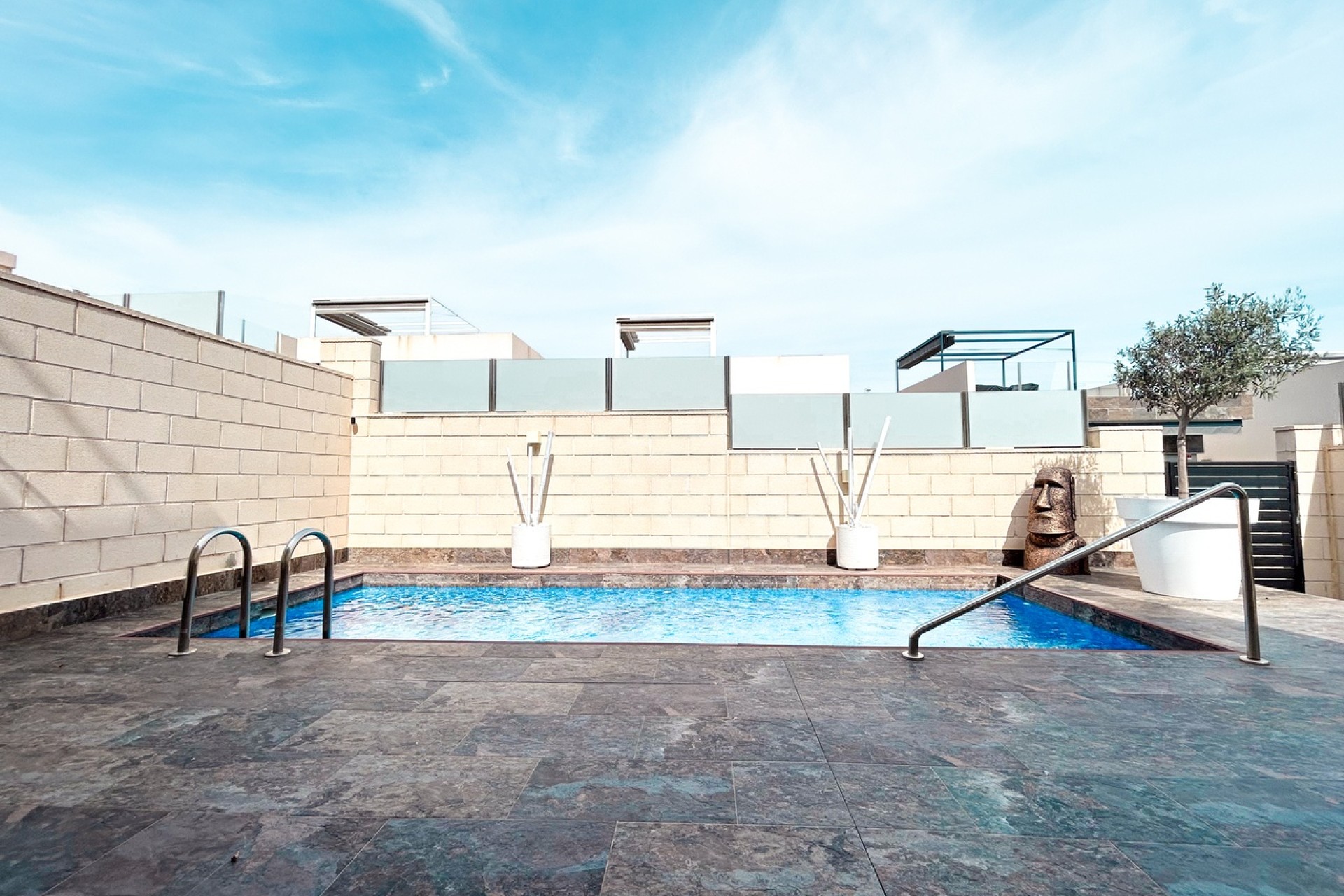 Venta - Chalet Independiente -
Villamartín