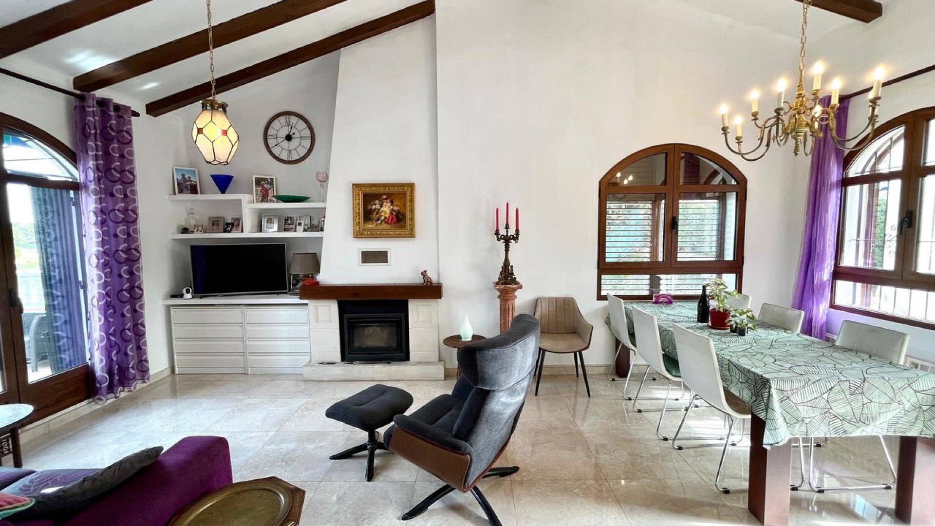 Venta - Chalet Independiente -
Villamartín