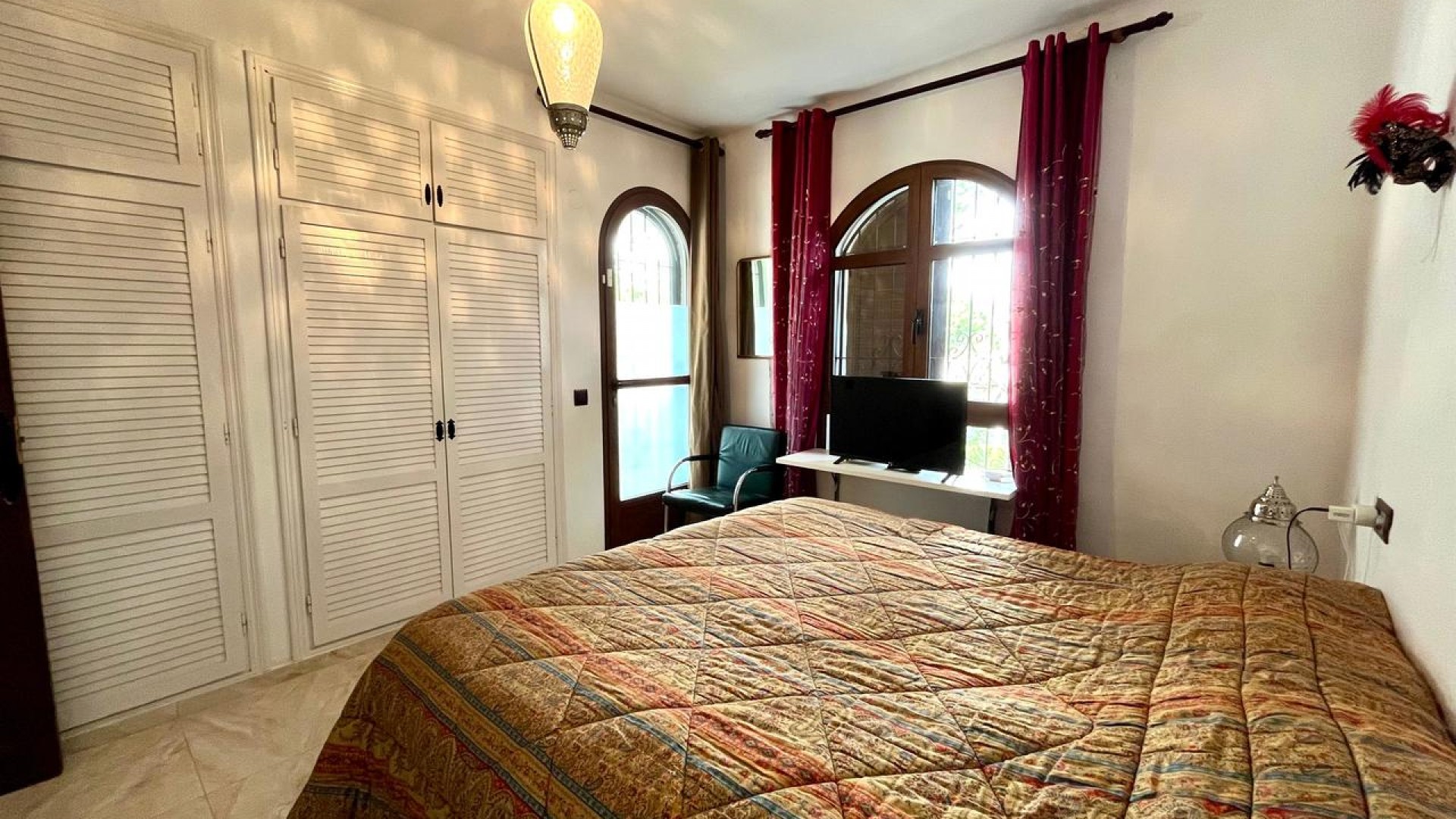 Venta - Chalet Independiente -
Villamartín