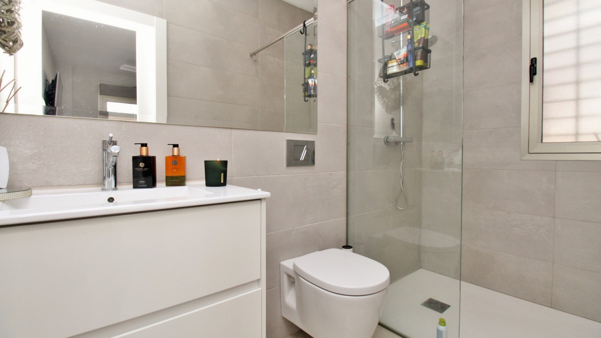 Venta - Chalet Independiente -
Villamartín