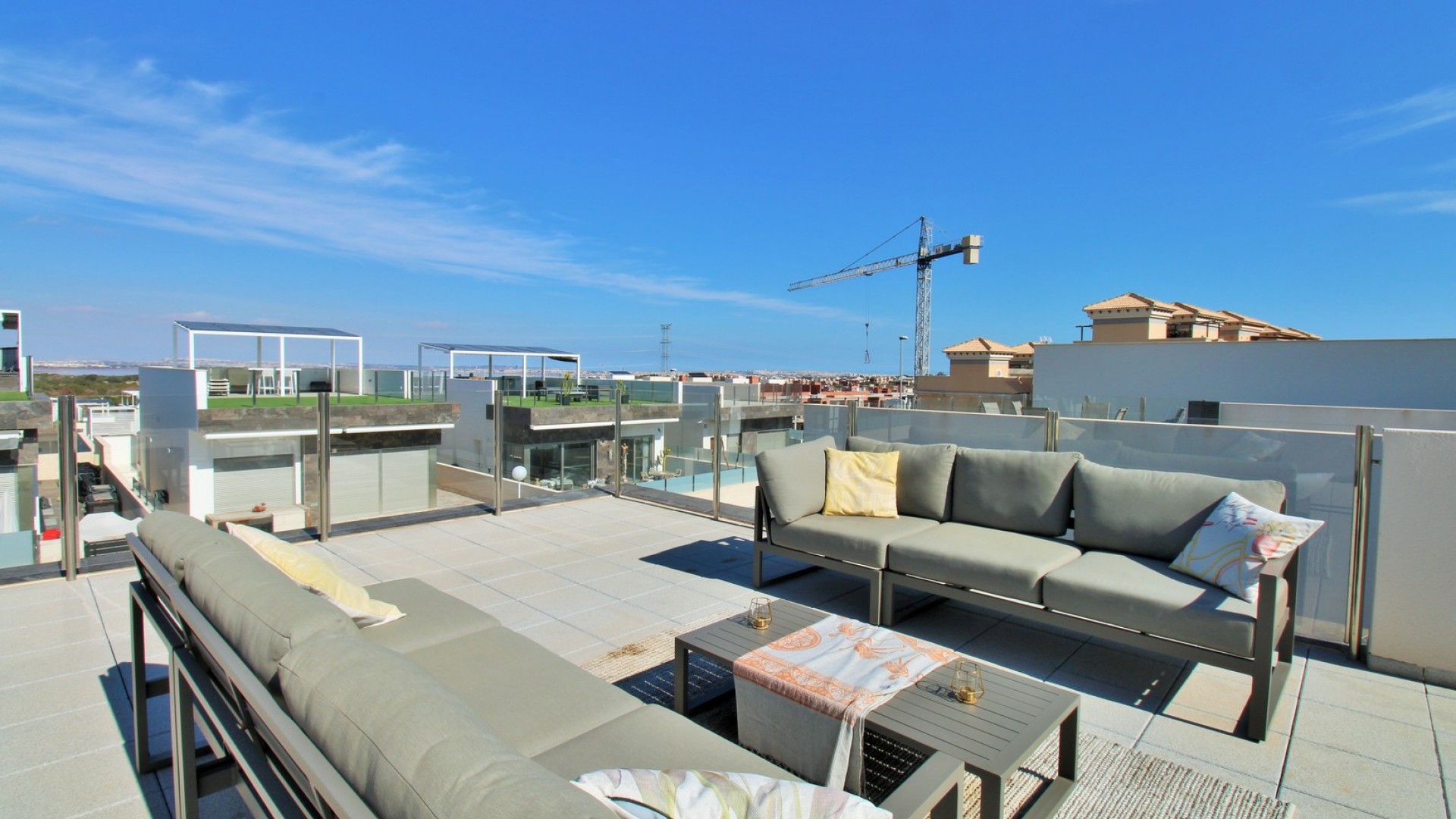 Venta - Chalet Independiente -
Villamartín