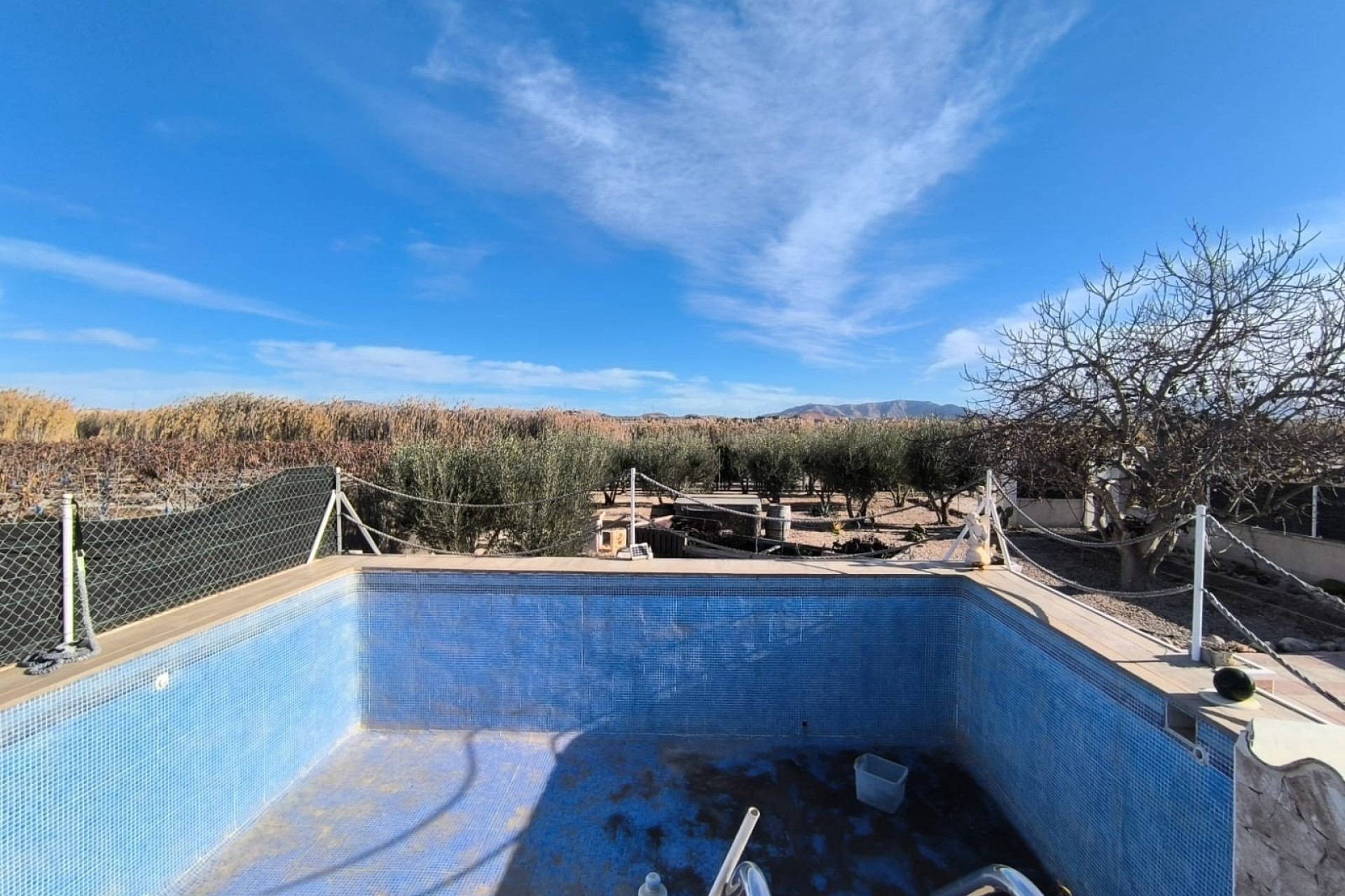 Venta - Chalet Independiente -
Villena - Inland