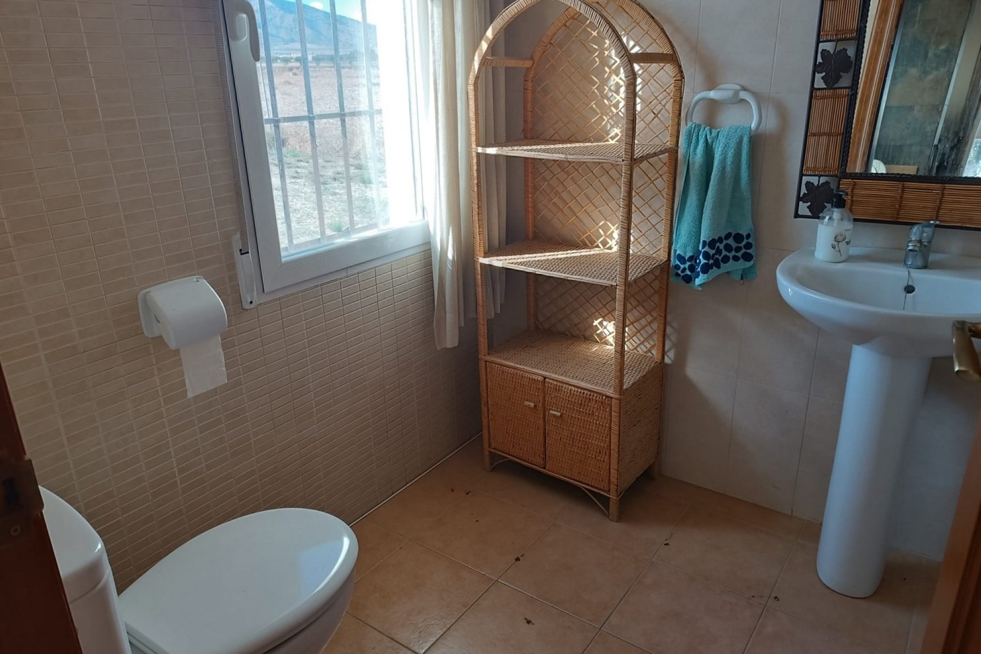 Venta - Chalet Independiente -
Yecla - Inland