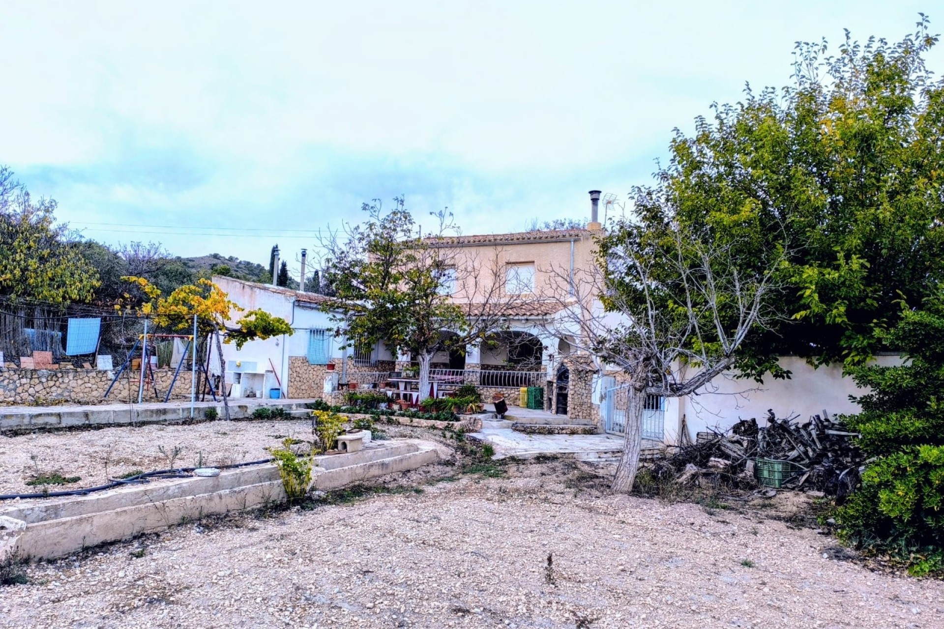 Venta - Chalet Independiente -
Yecla - Inland
