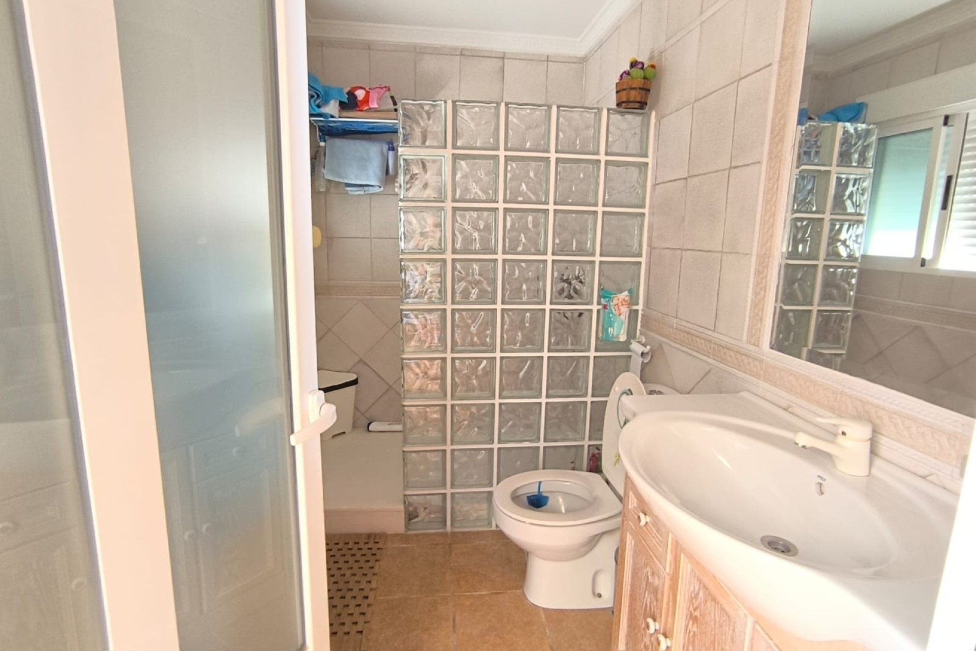 Venta - Chalet Independiente -
Yecla - Inland