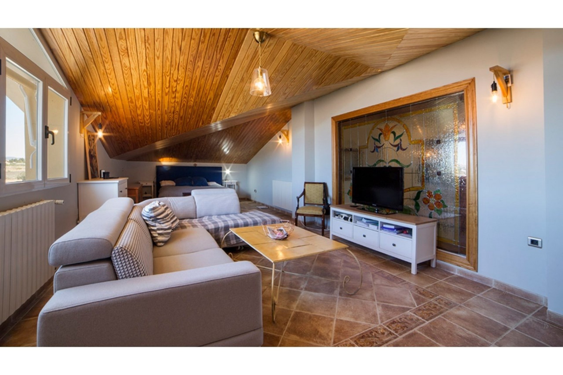 Venta - Chalet Independiente -
Yecla - Inland