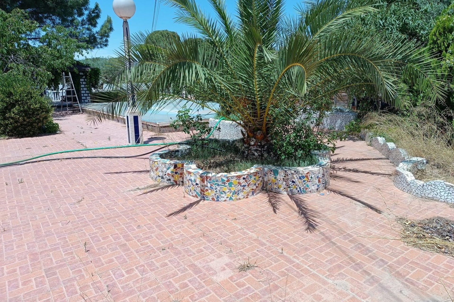 Venta - Chalet Independiente -
Yecla - Inland