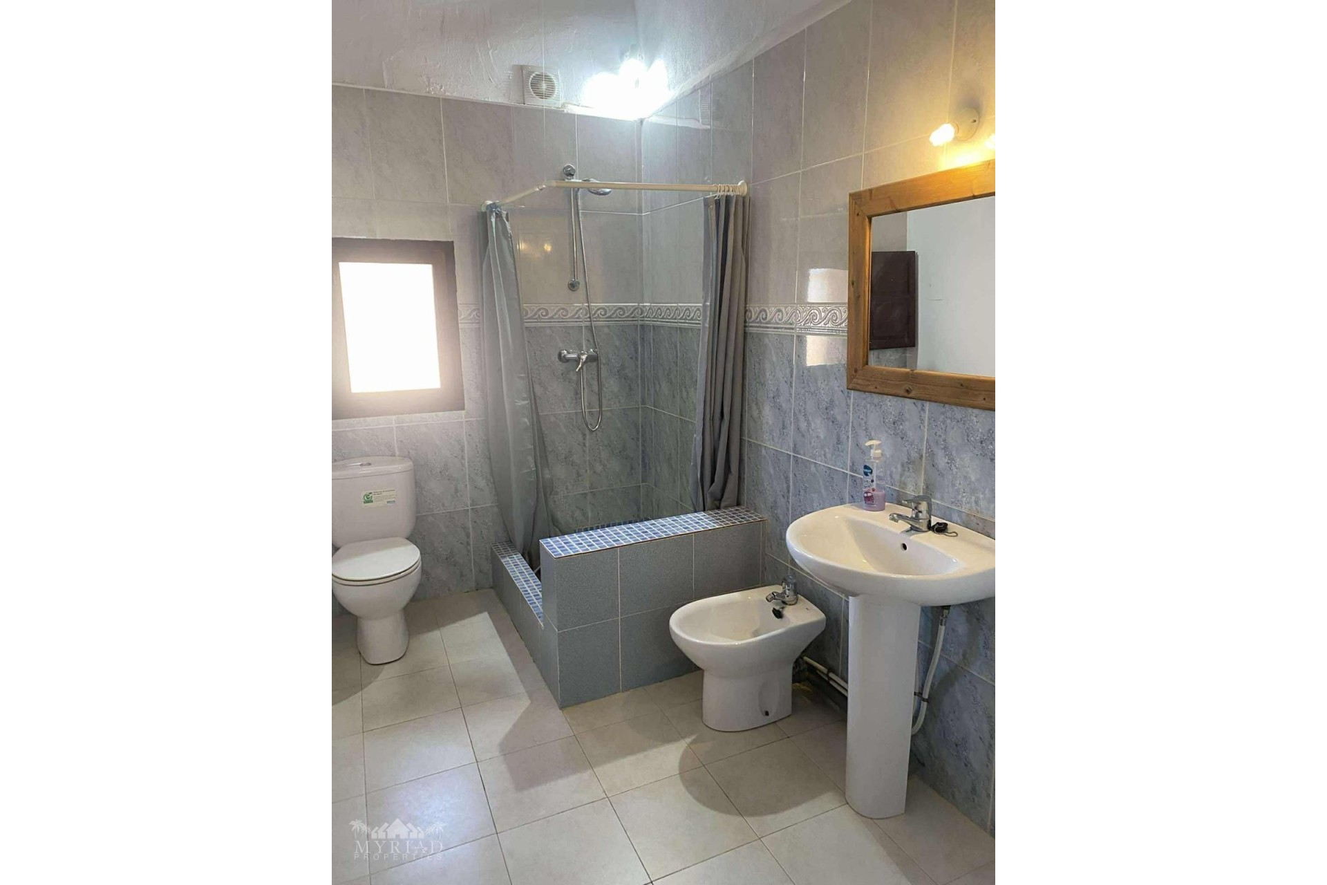 Venta - Chalet Independiente -
Yecla - Yecla Murcia