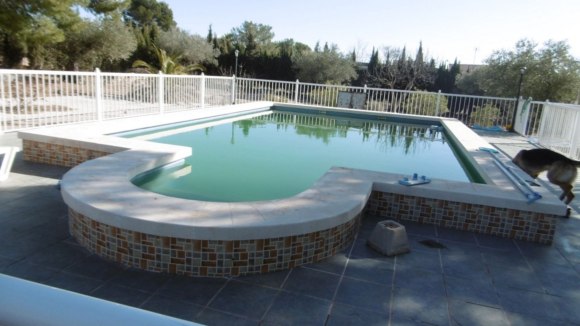 Venta - Chalet Independiente -
Yecla