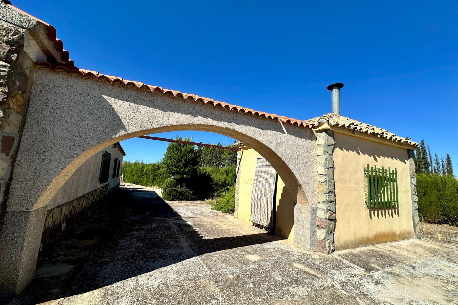 Venta - Chalet Independiente -
Yecla