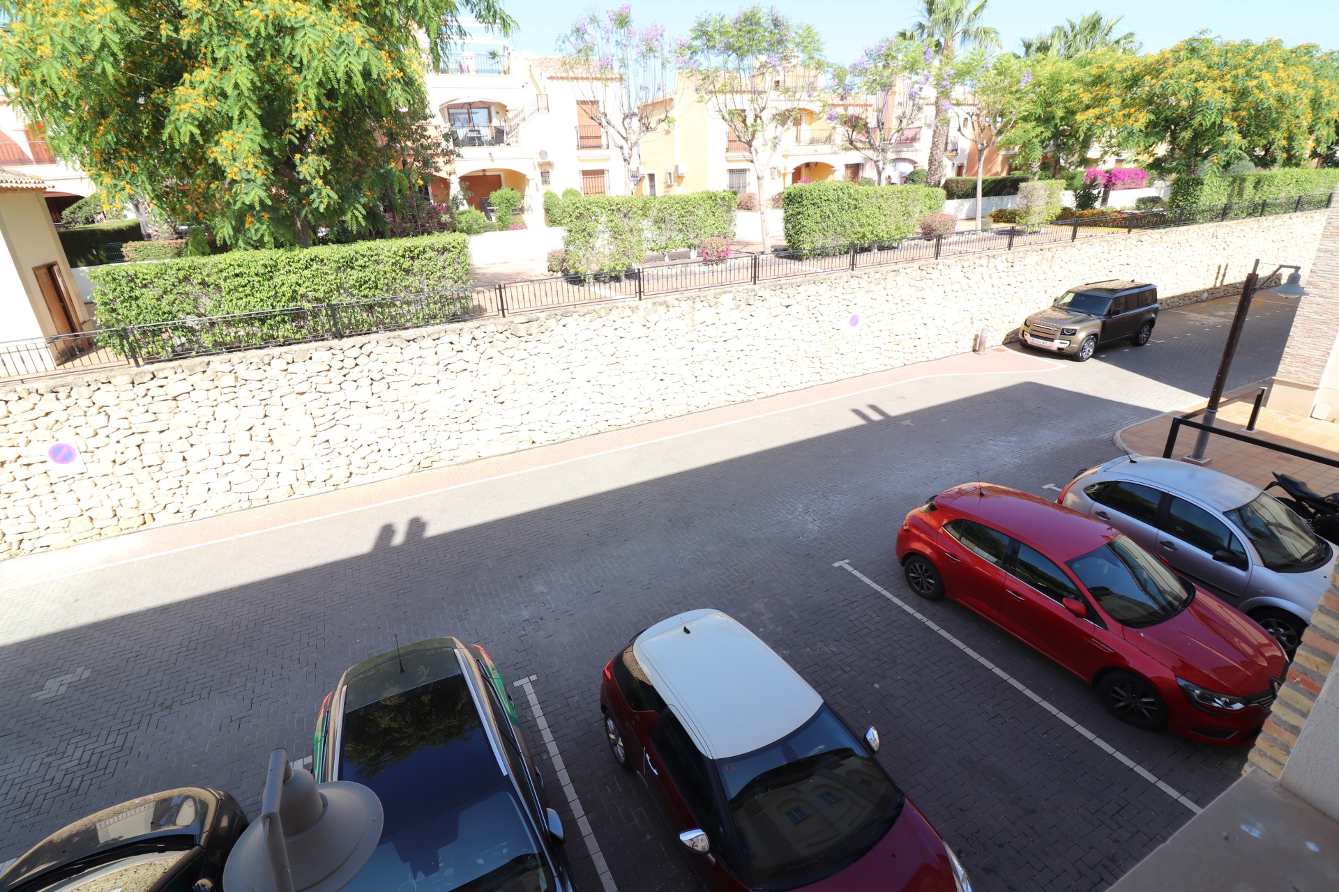 Venta - Comercial -
Algorfa - La Finca Golf Resort