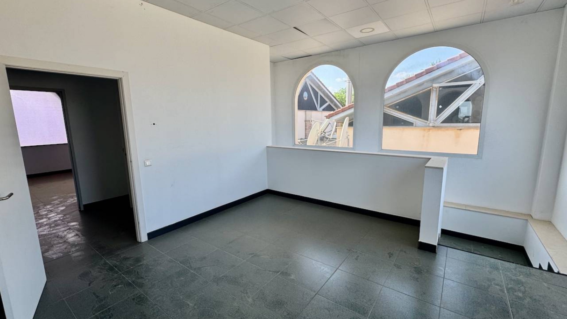 Venta - Comercial -
Algorfa - La Finca Golf Resort