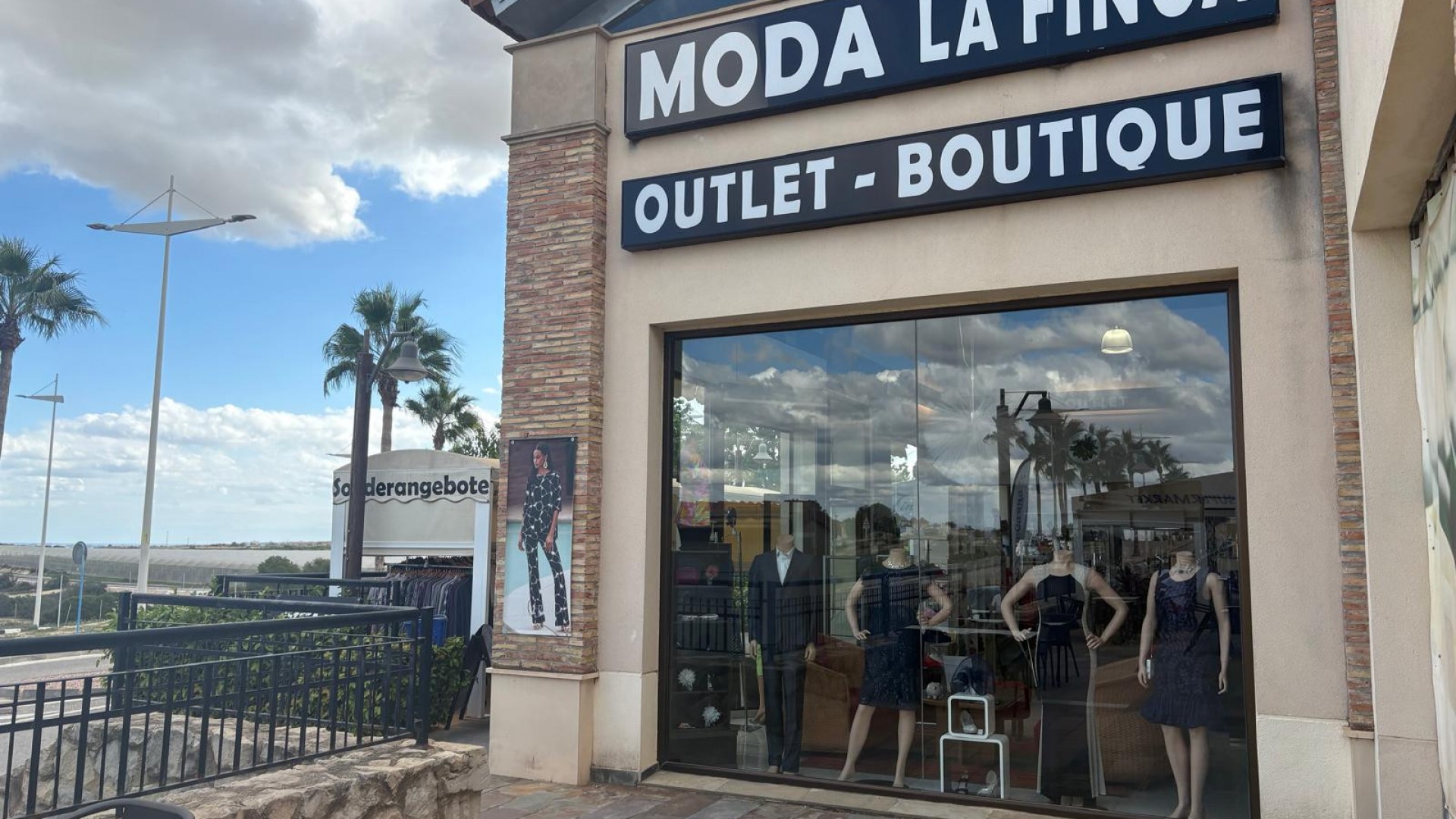 Venta - Comercial -
Algorfa - La Finca Golf