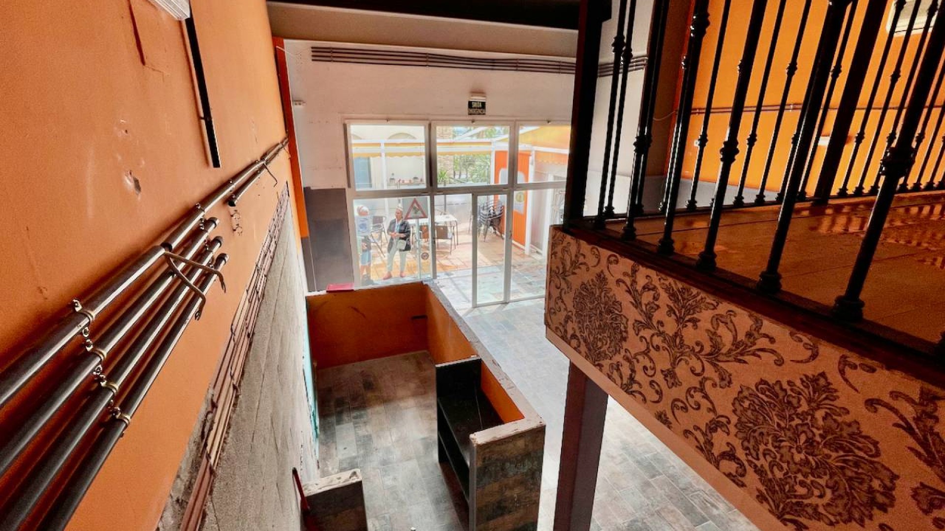 Venta - Comercial -
Algorfa - La Finca Resort