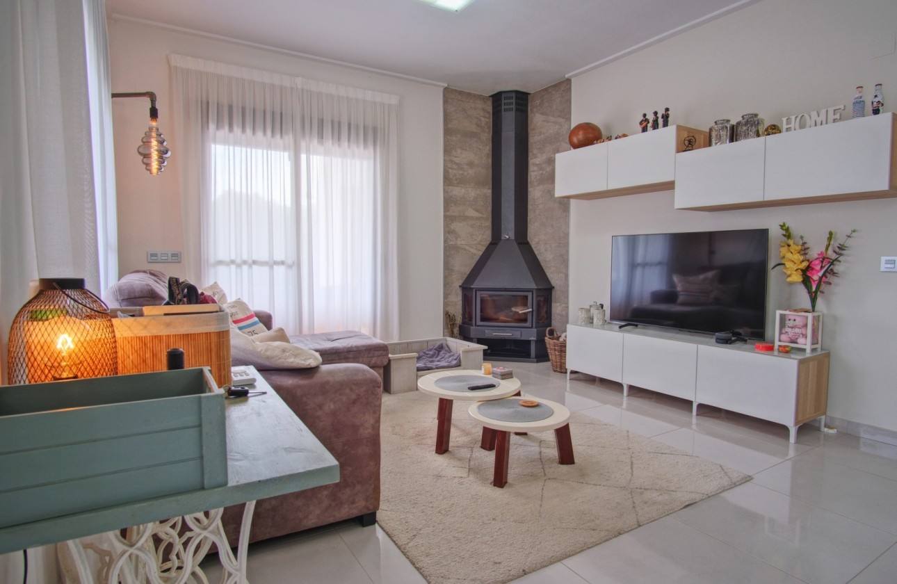 Venta - Comercial -
Dolores - Dolores - Country