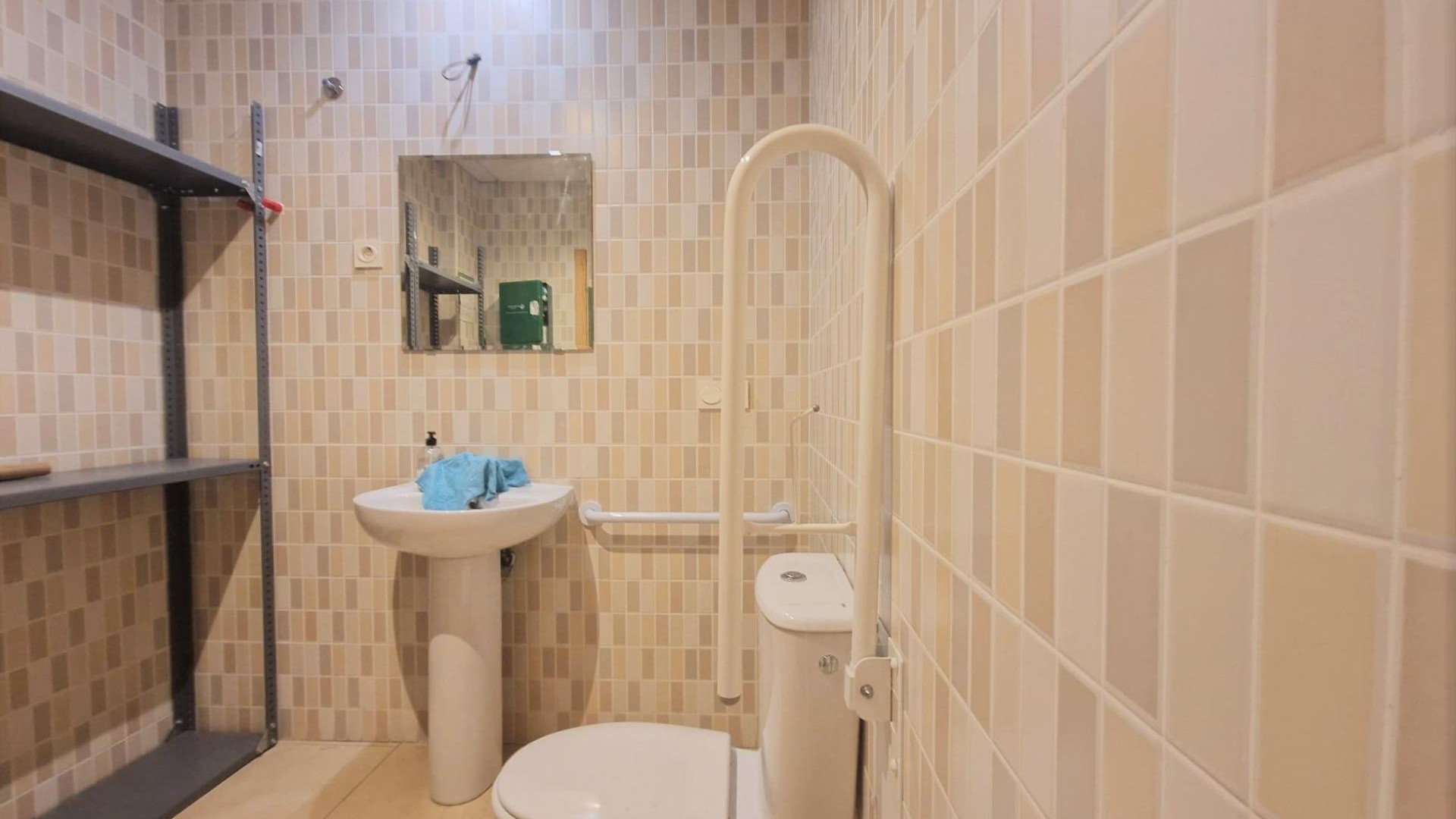 Venta - Comercial -
Guardamar del Segura - Guardamar Centro