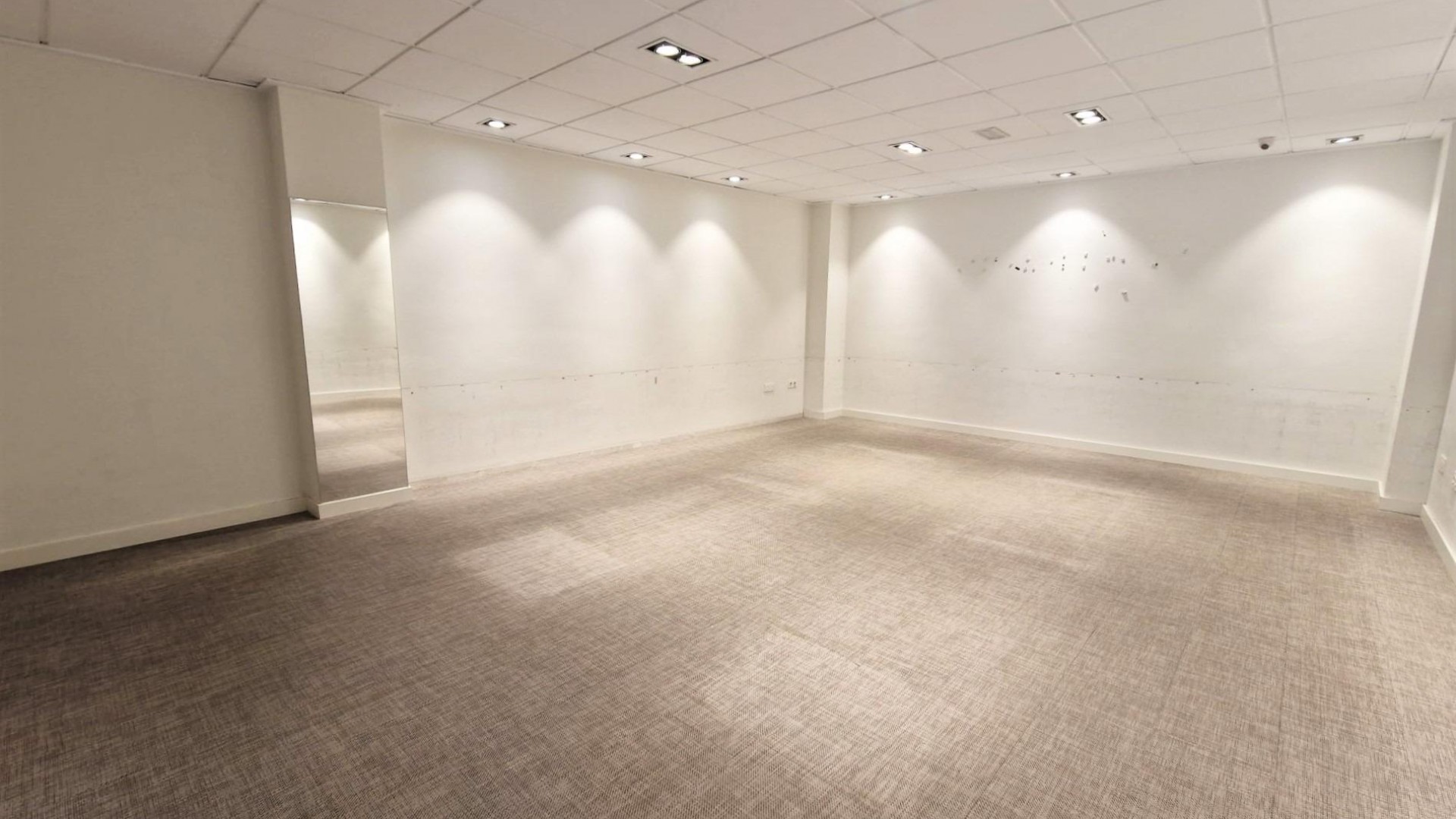 Venta - Comercial -
Guardamar del Segura - Guardamar Centro