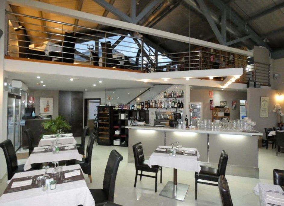 Venta - Comercial -
La Finca Golf - Algorfa