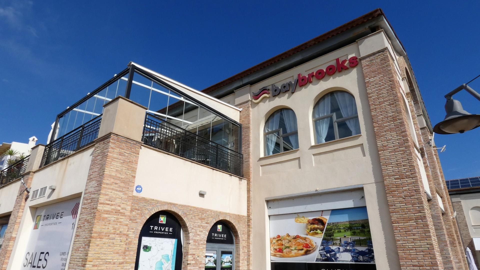 Venta - Comercial -
La Finca Golf - Algorfa