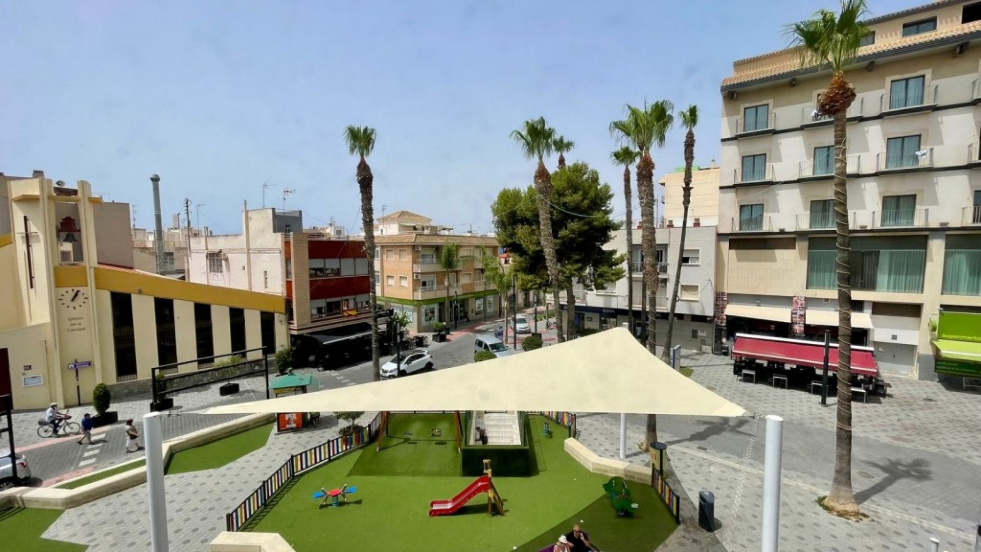 Venta - Comercial -
Los Alcazares