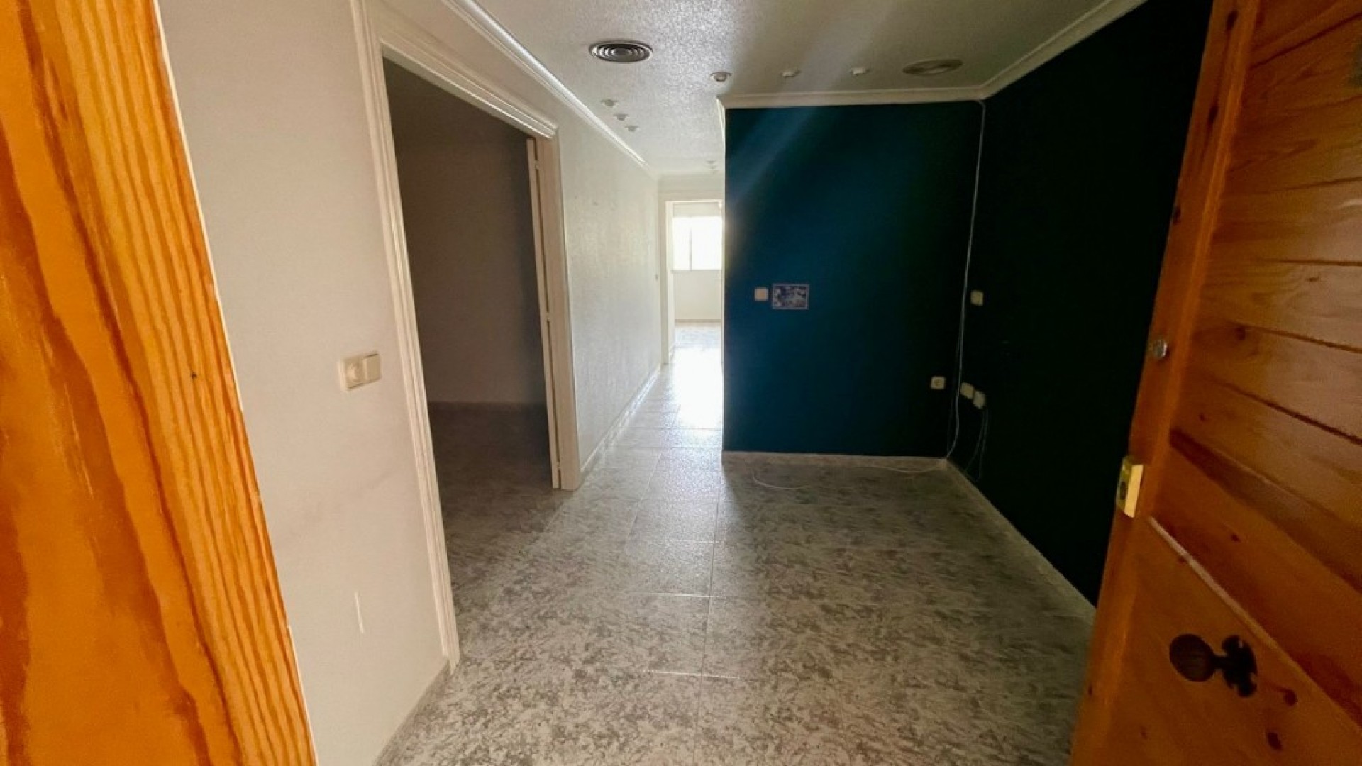 Venta - Comercial -
Los Alcazares