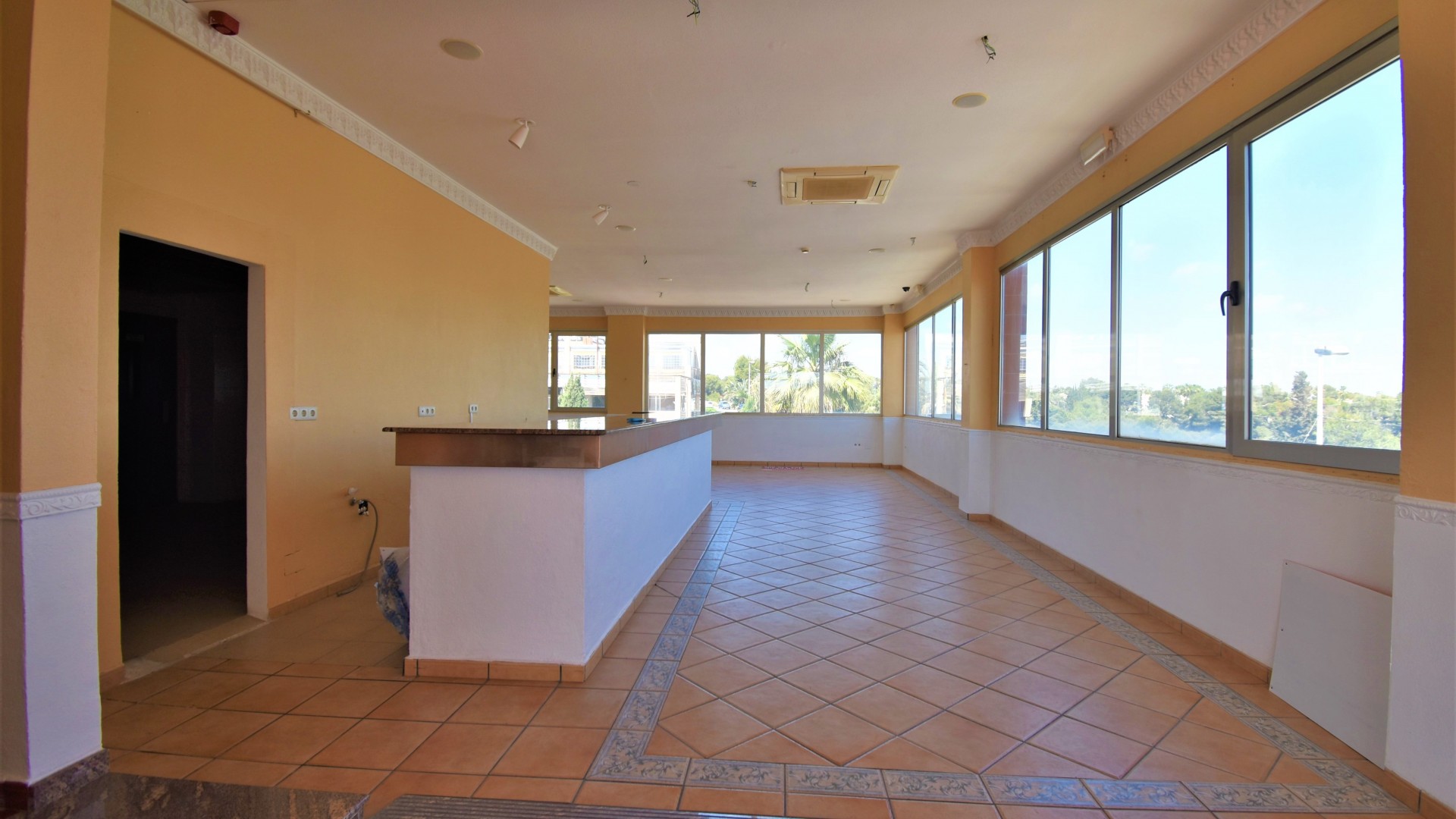 Venta - Comercial -
Orihuela Costa - Los Dolses