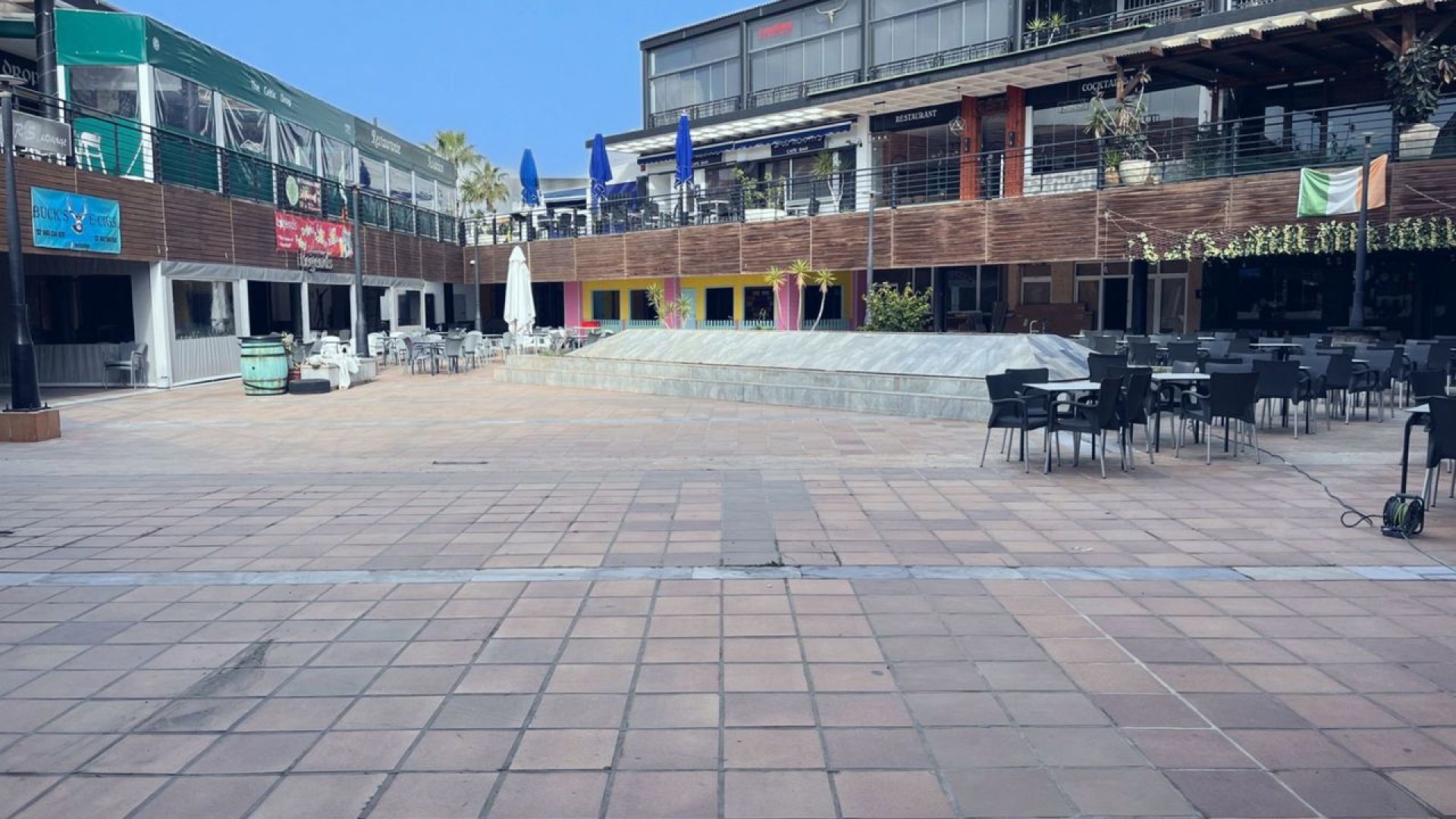 Venta - Comercial -
Playa Flamenca