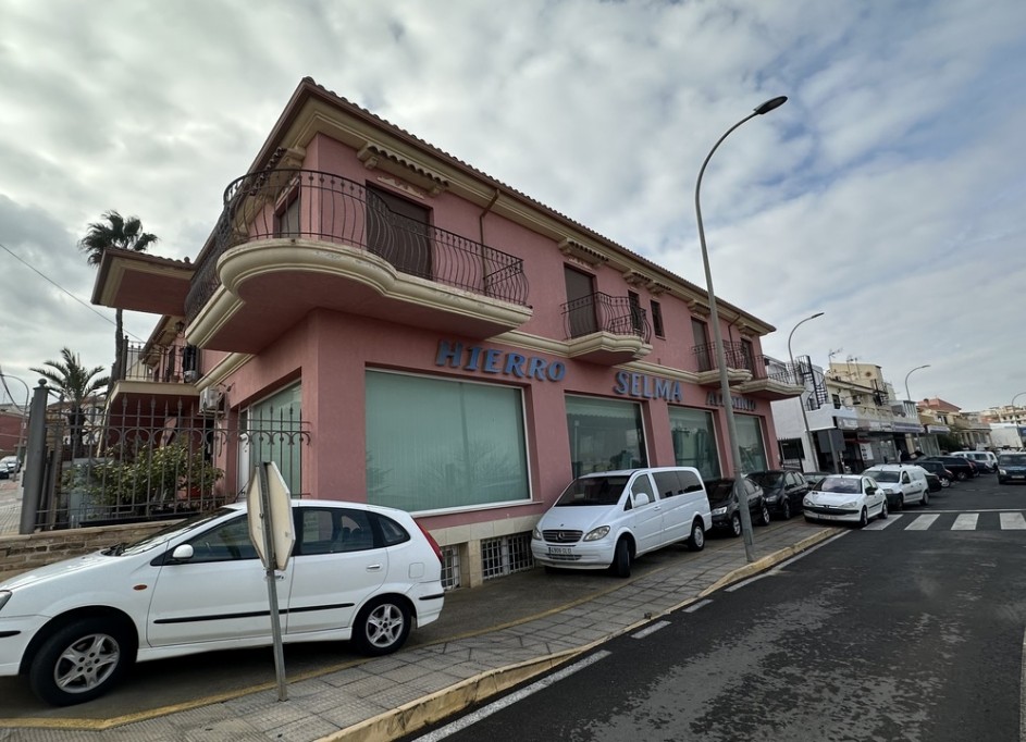 Venta - Comercial -
San Miguel de Salinas