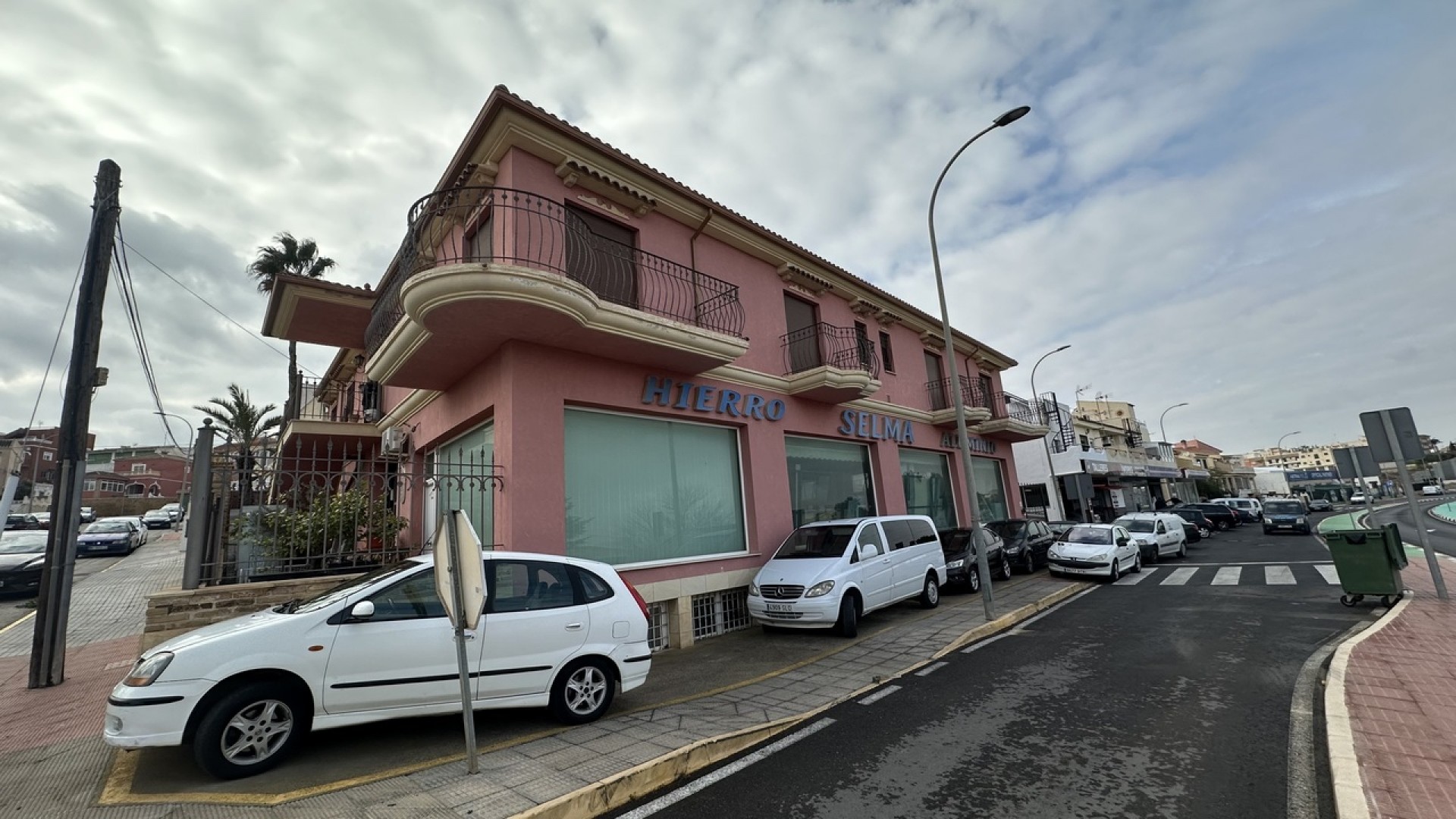Venta - Comercial -
San Miguel de Salinas