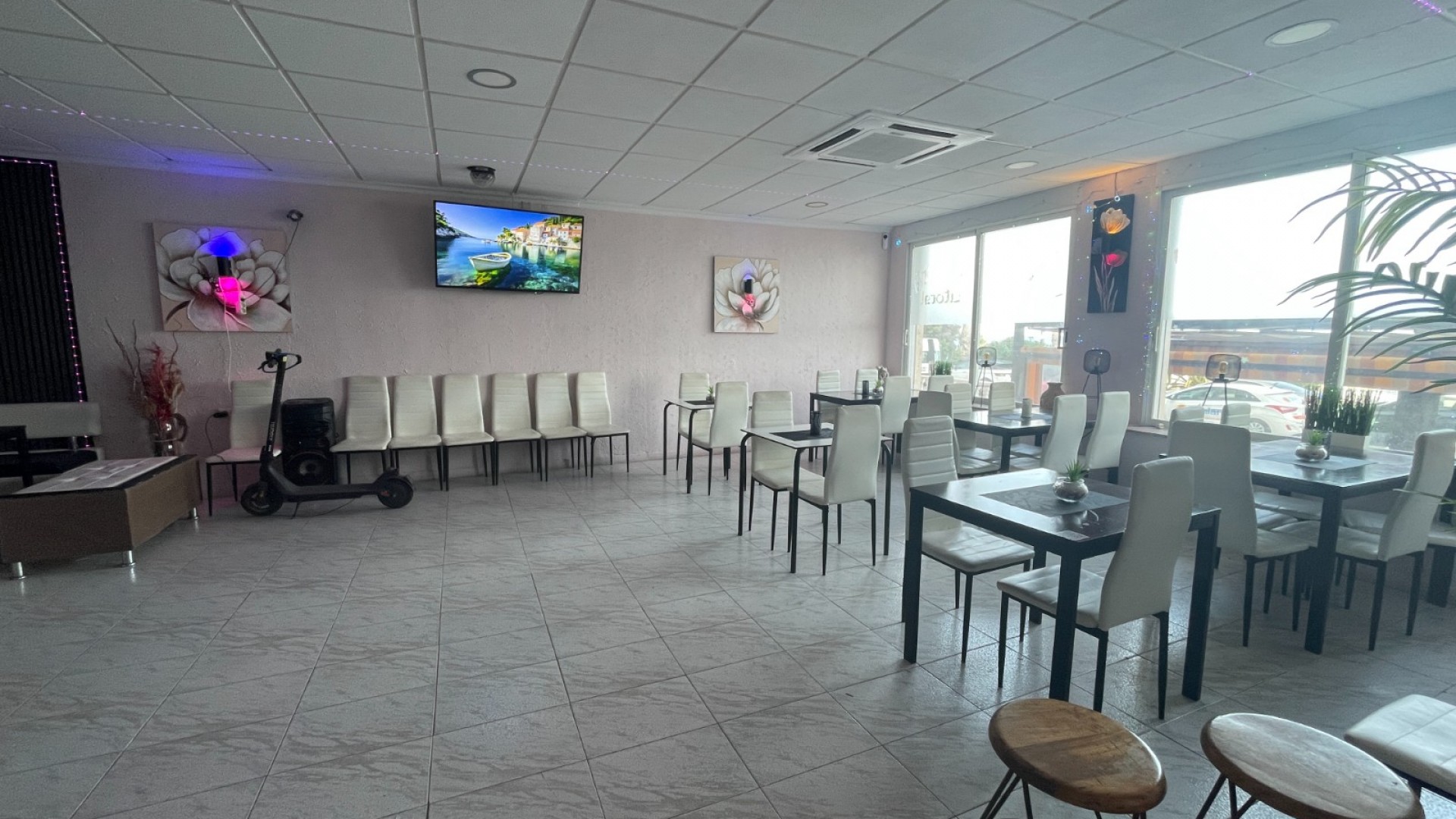 Venta - Comercial -
Torrevieia - Comunidad Valenciana