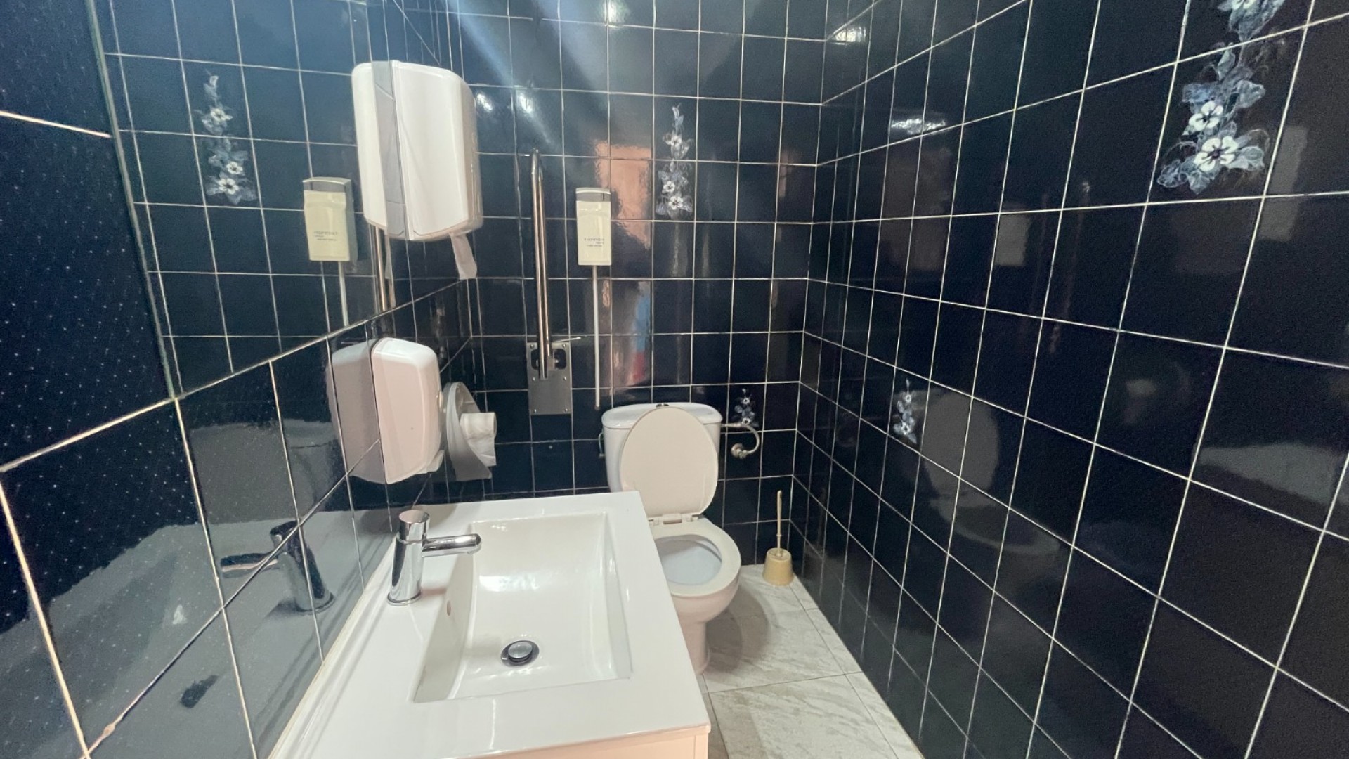 Venta - Comercial -
Torrevieia - Comunidad Valenciana