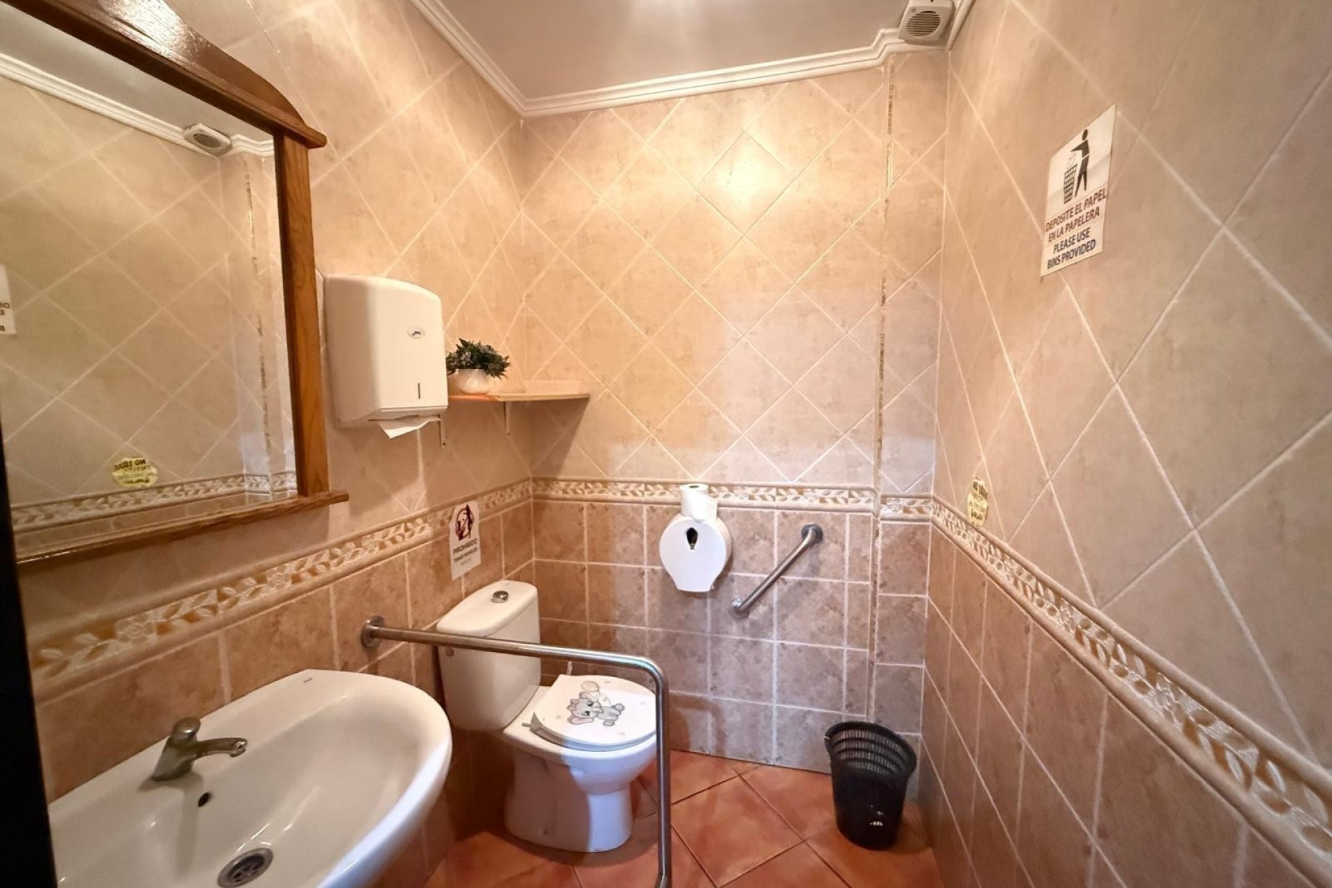 Venta - Comercial -
Torrevieja - Estacion de autobuses