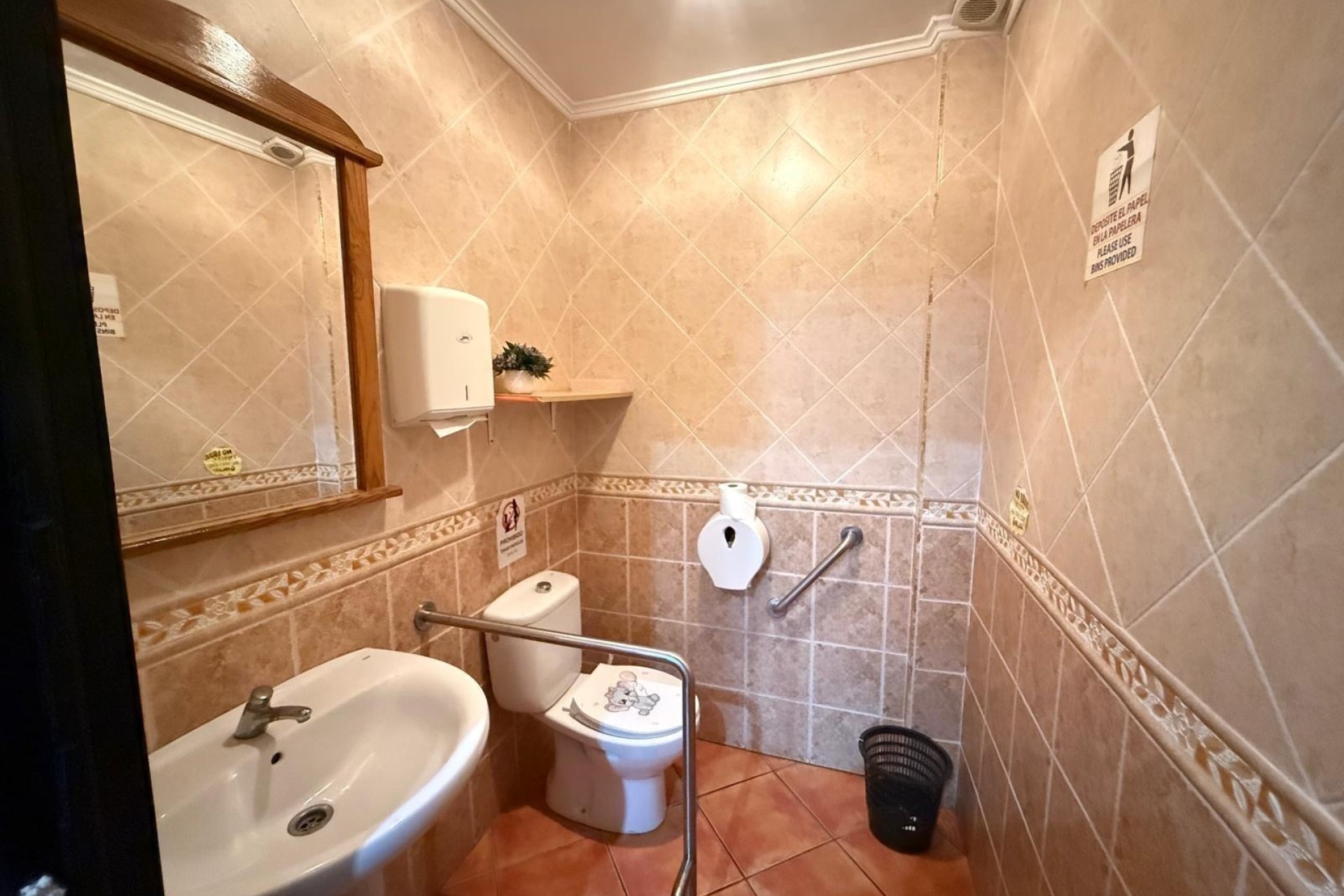 Venta - Comercial -
Torrevieja - Estacion de autobuses