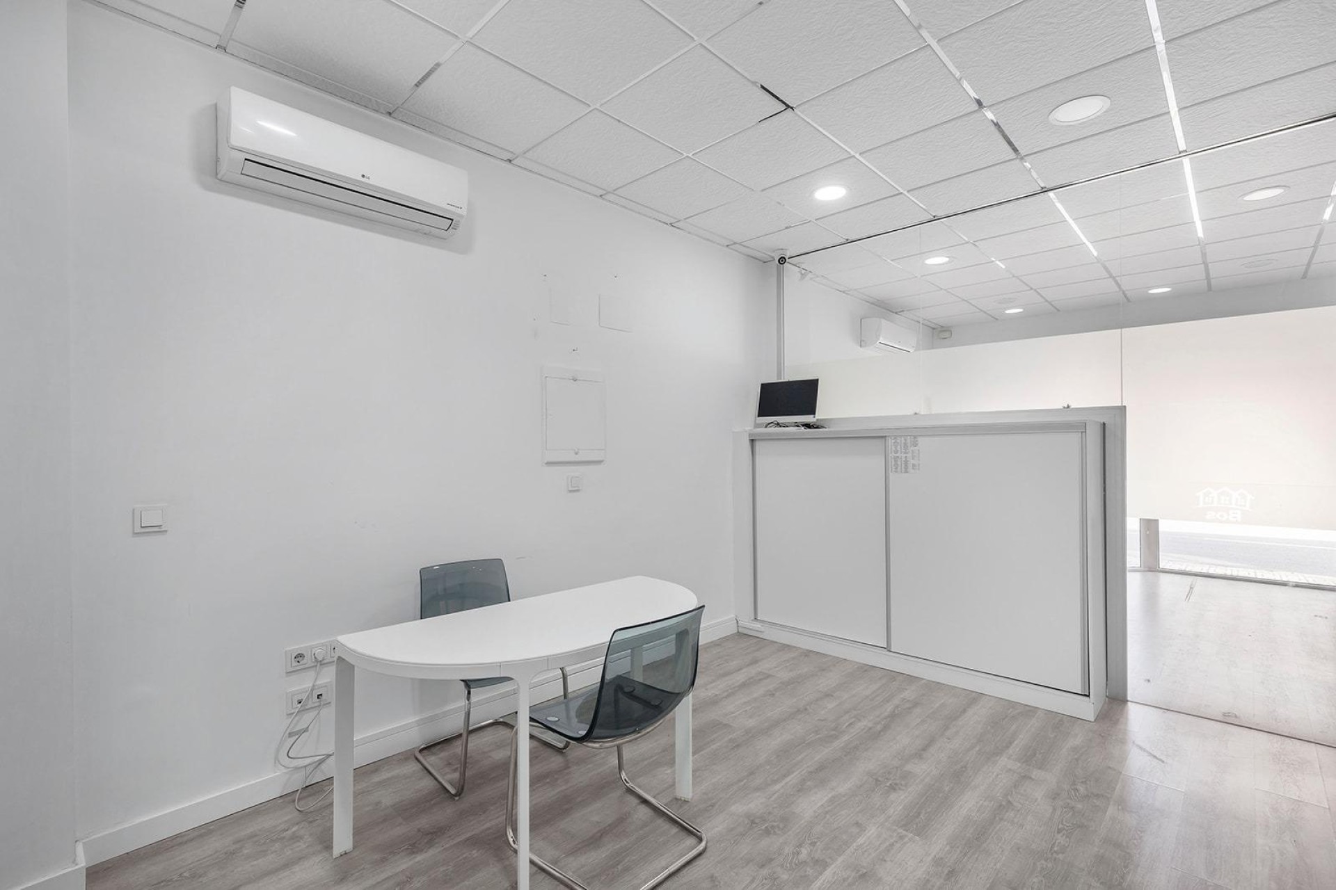 Venta - Comercial -
Torrevieja - La Mata