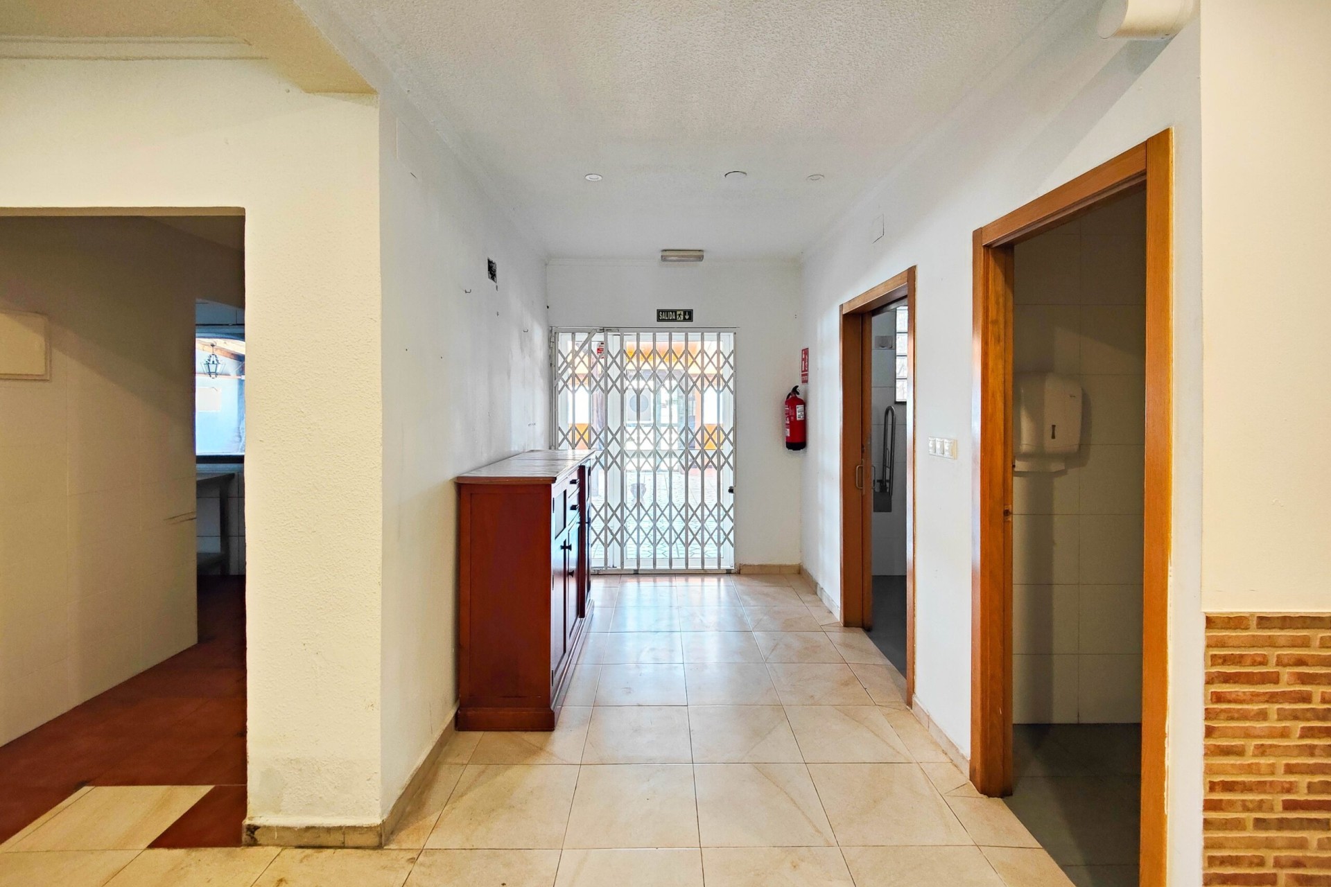 Venta - Comercial -
Torrevieja - La Siesta - El Chaparral - San Luis