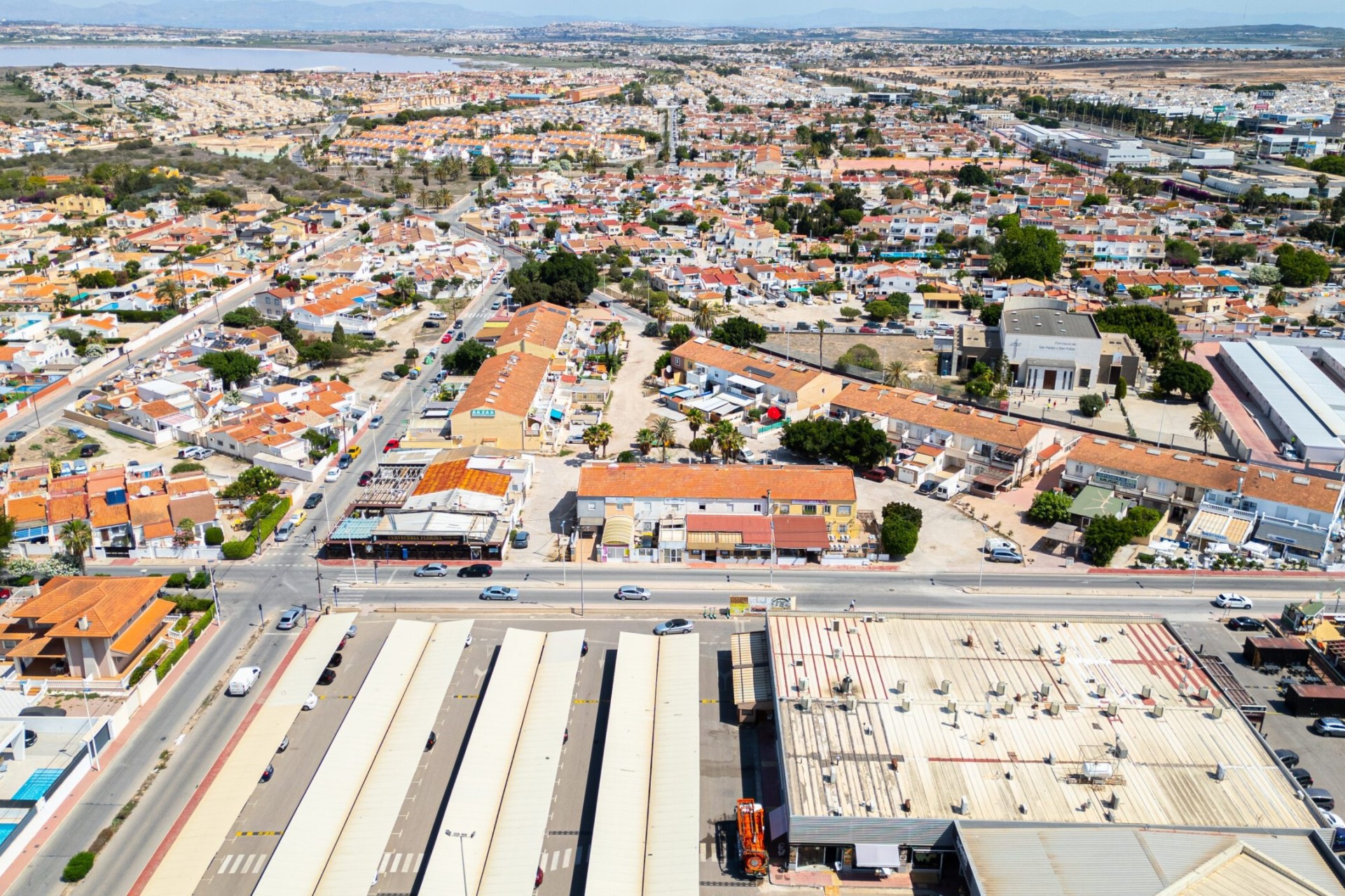 Venta - Comercial -
Torrevieja - La Siesta - El Chaparral - San Luis