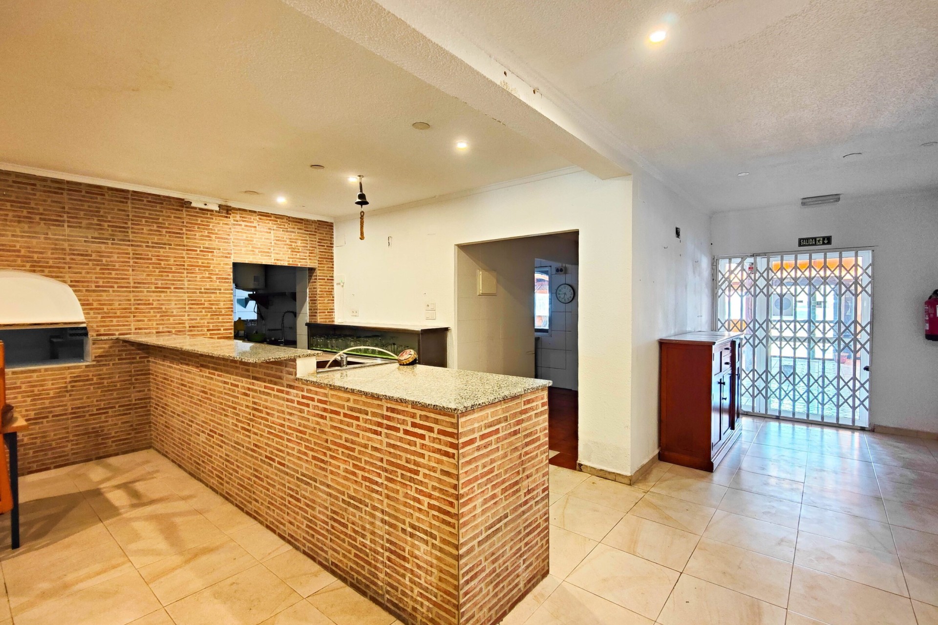 Venta - Comercial -
Torrevieja - La Siesta - El Chaparral - San Luis