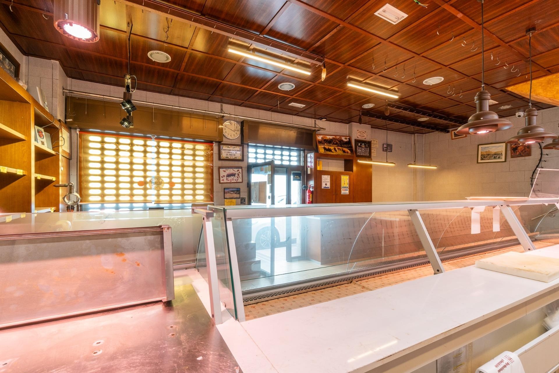Venta - Comercial -
Torrevieja - Paseo maritimo