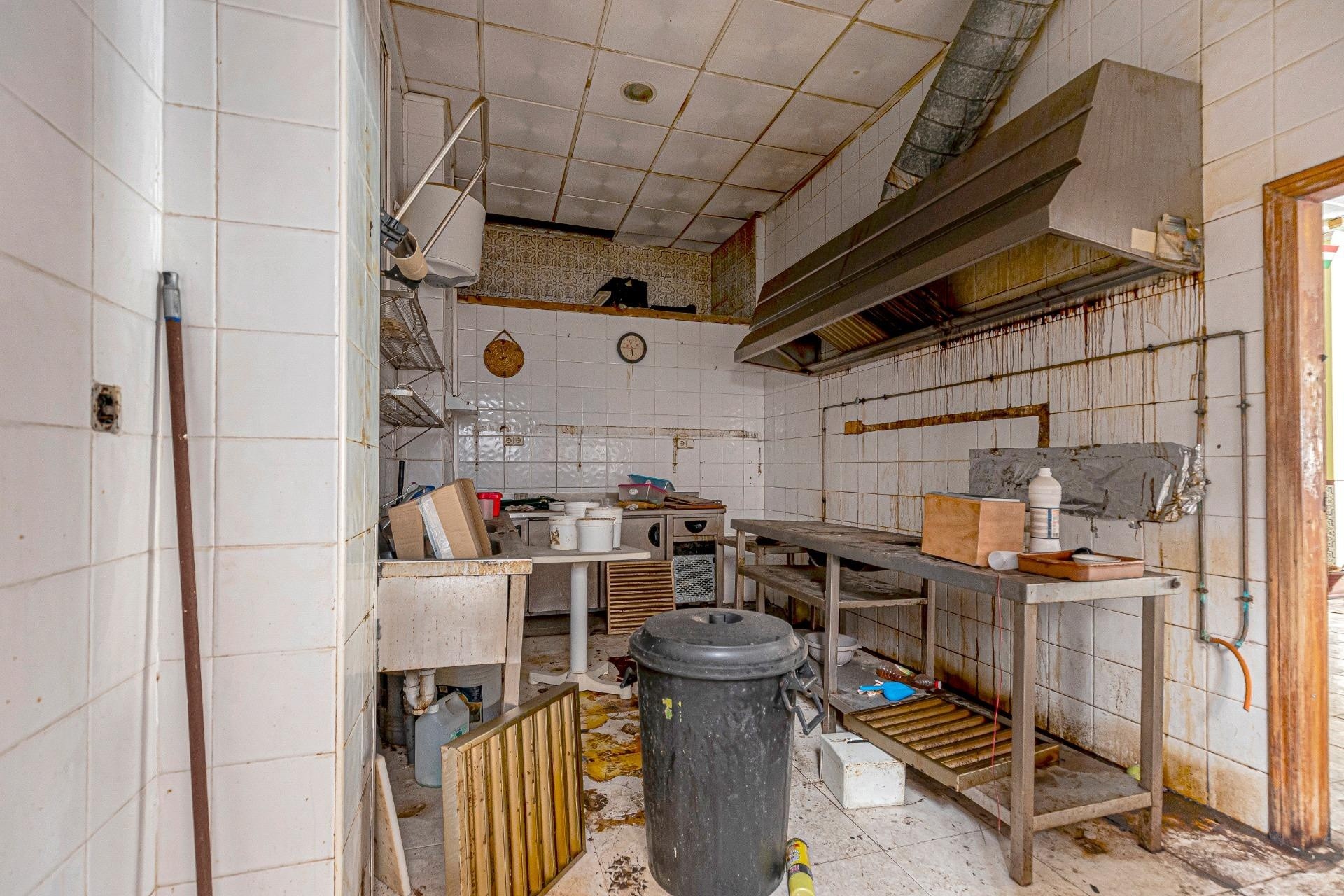 Venta - Comercial -
Torrevieja - Playa del Cura