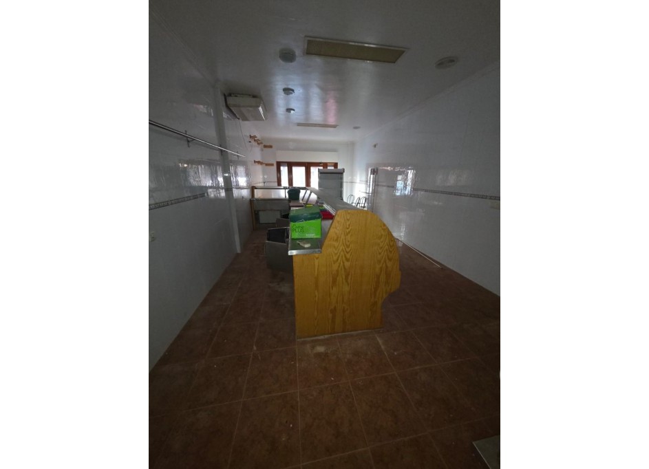 Venta - Comercial -
Torrevieja